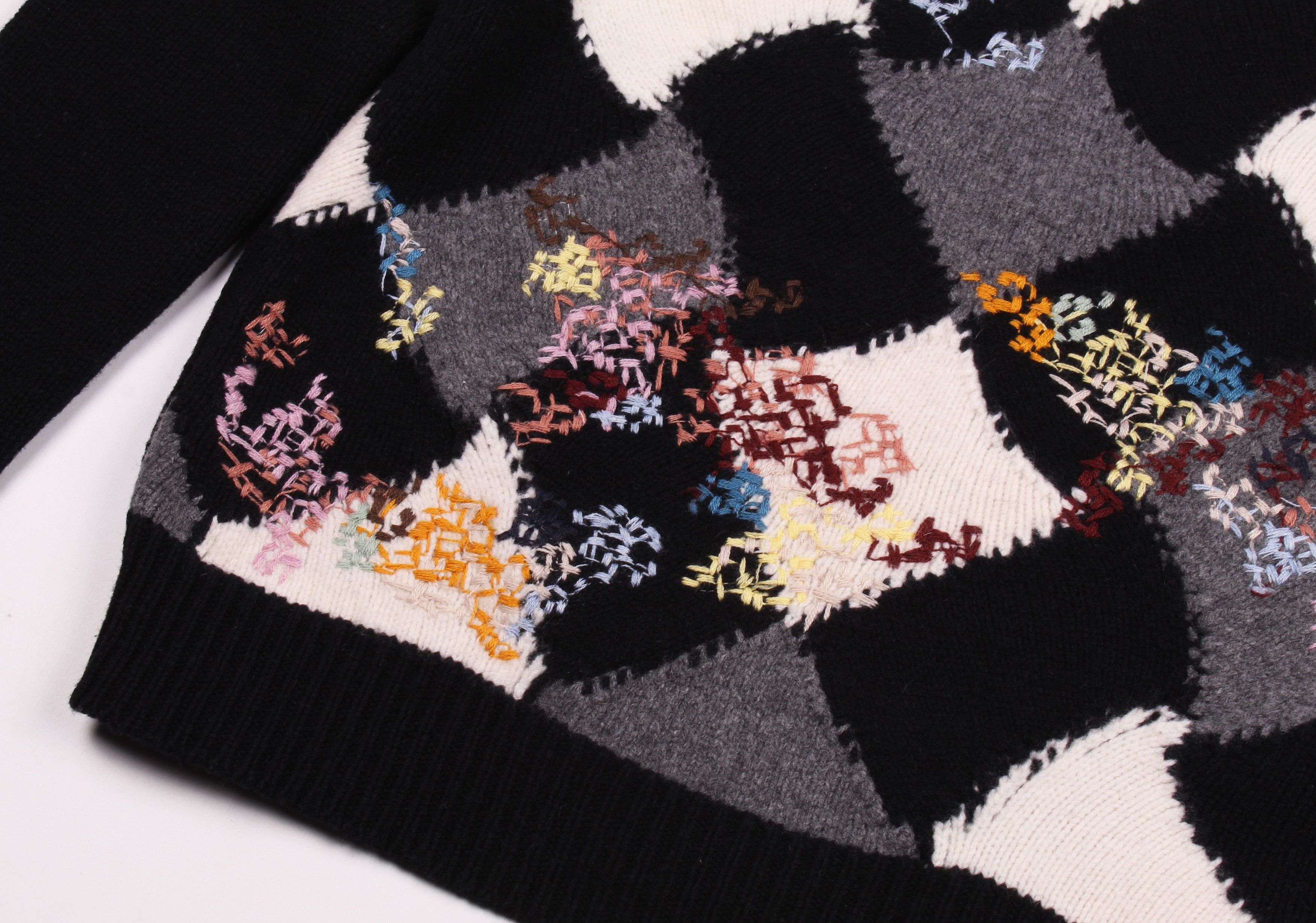 Ermanno Scervino × Vintage Vintage Ermanno Scervino Embroidered Wool Sweater Jumper Size M / US 6-8 / IT 42-44 - 3 Thumbnail