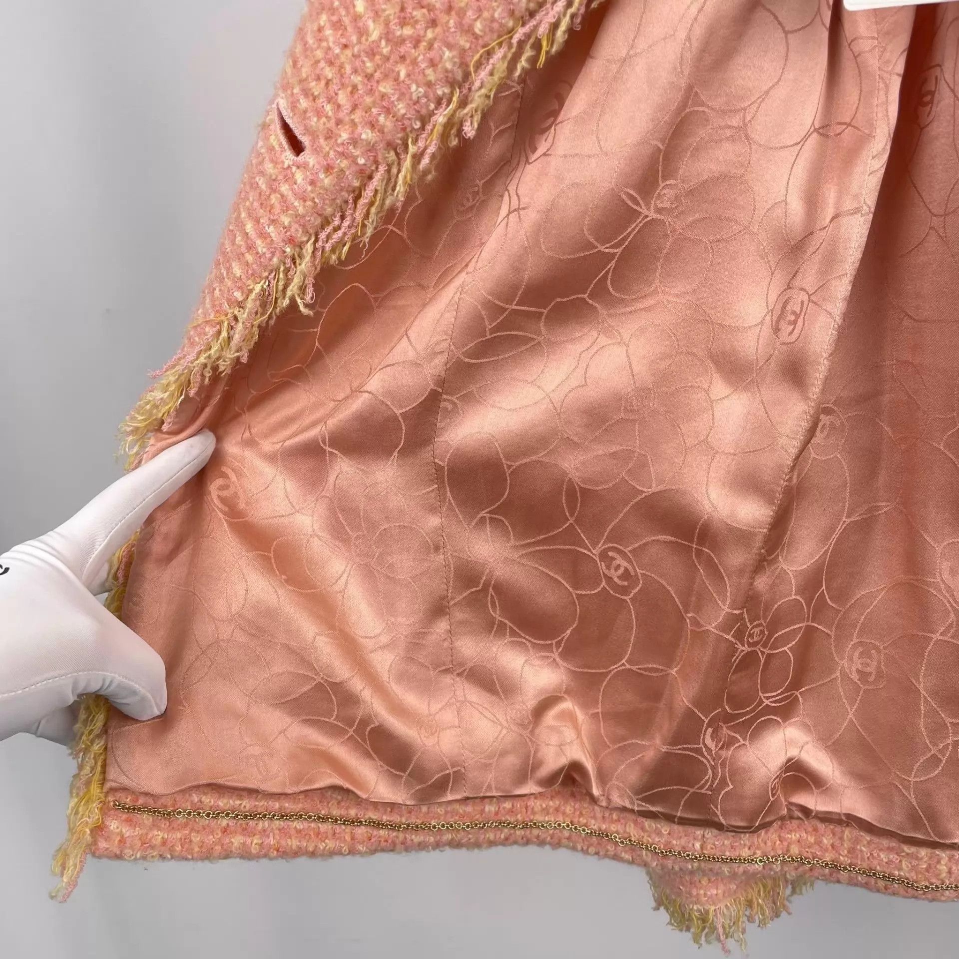 Chanel Chanel Runway Pink Jacket 38 Size S / US 4 / IT 40 - 7 Thumbnail