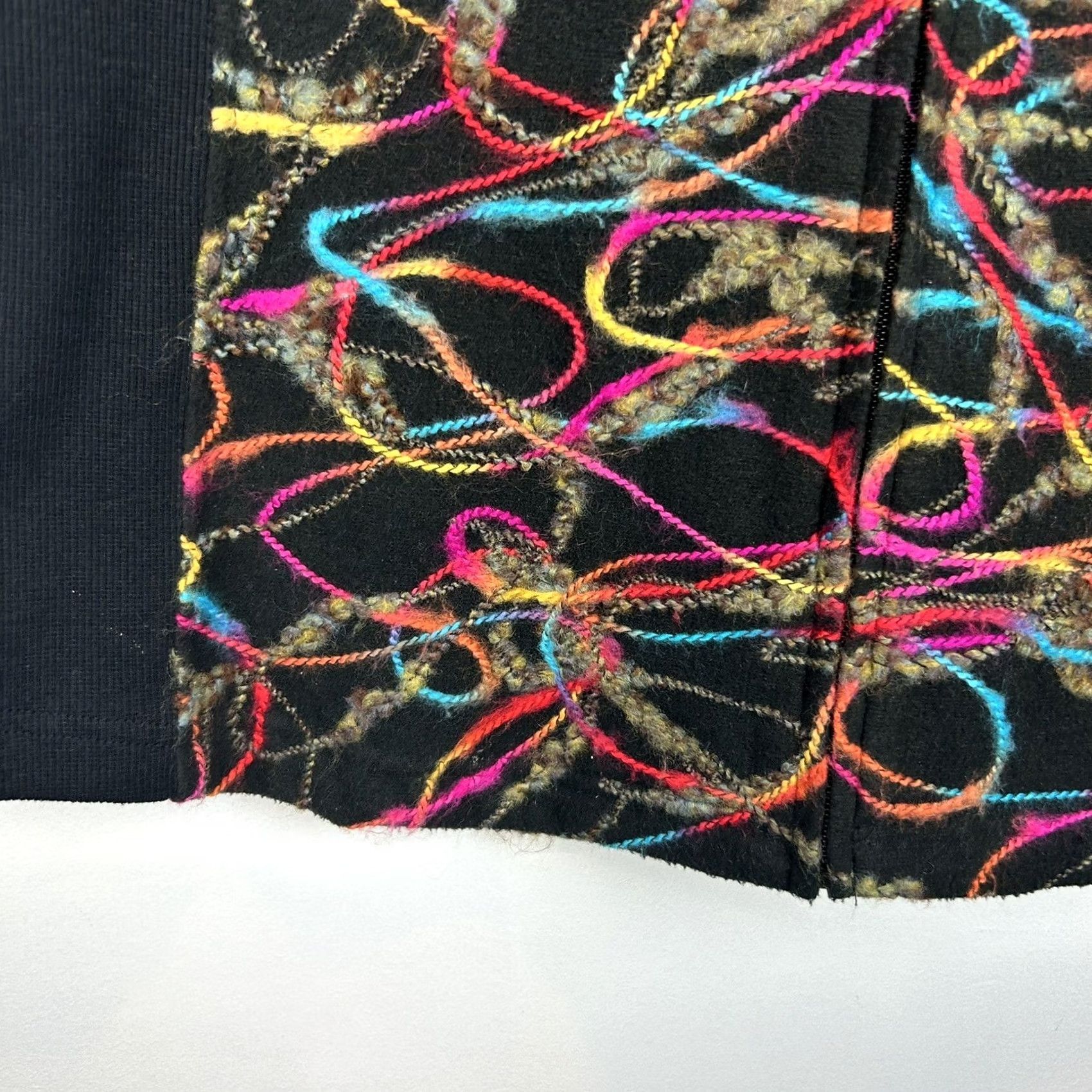 Coldwater Creek Art to Wear Vest Womens L Black Zip Textured Yarn Old Money Artsy Size L / US 10 / IT 46 - 4 Thumbnail
