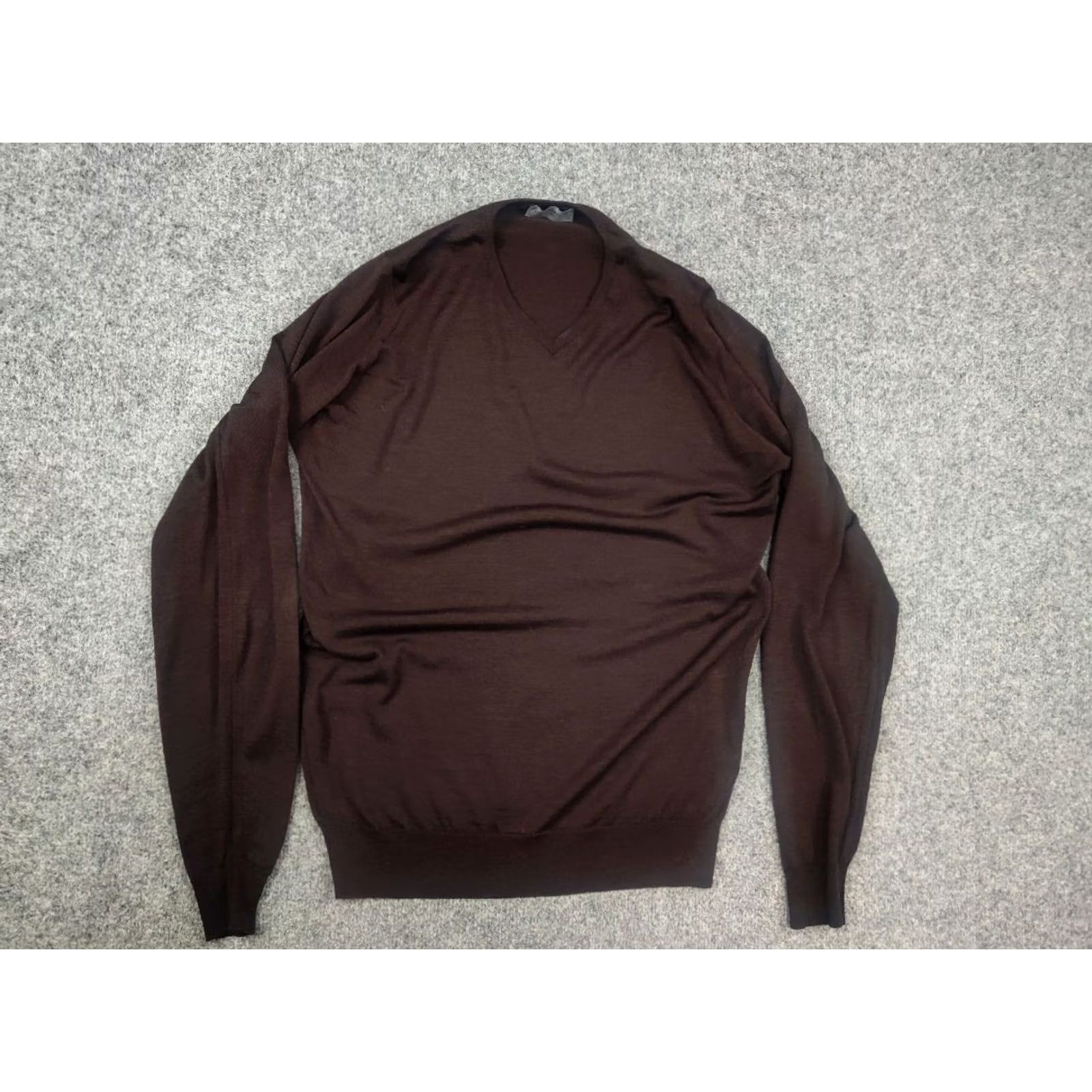 John Smedley John Smedley England Design light elastic Brown V neck wool sweater long sleeve Shirt Mens L Brown Wool V-Neck Pullover 70 cm 72 cm 38 cm 55 cm - - Size US L / EU 52-54 / 3 - 3 Thumbnail