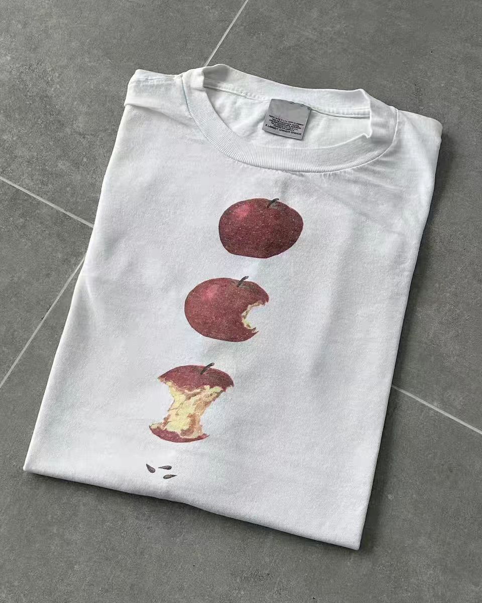 Vintage White Casual Cotton Apple Print tshirt Size US M / EU 48-50 / 2 - 3 Thumbnail