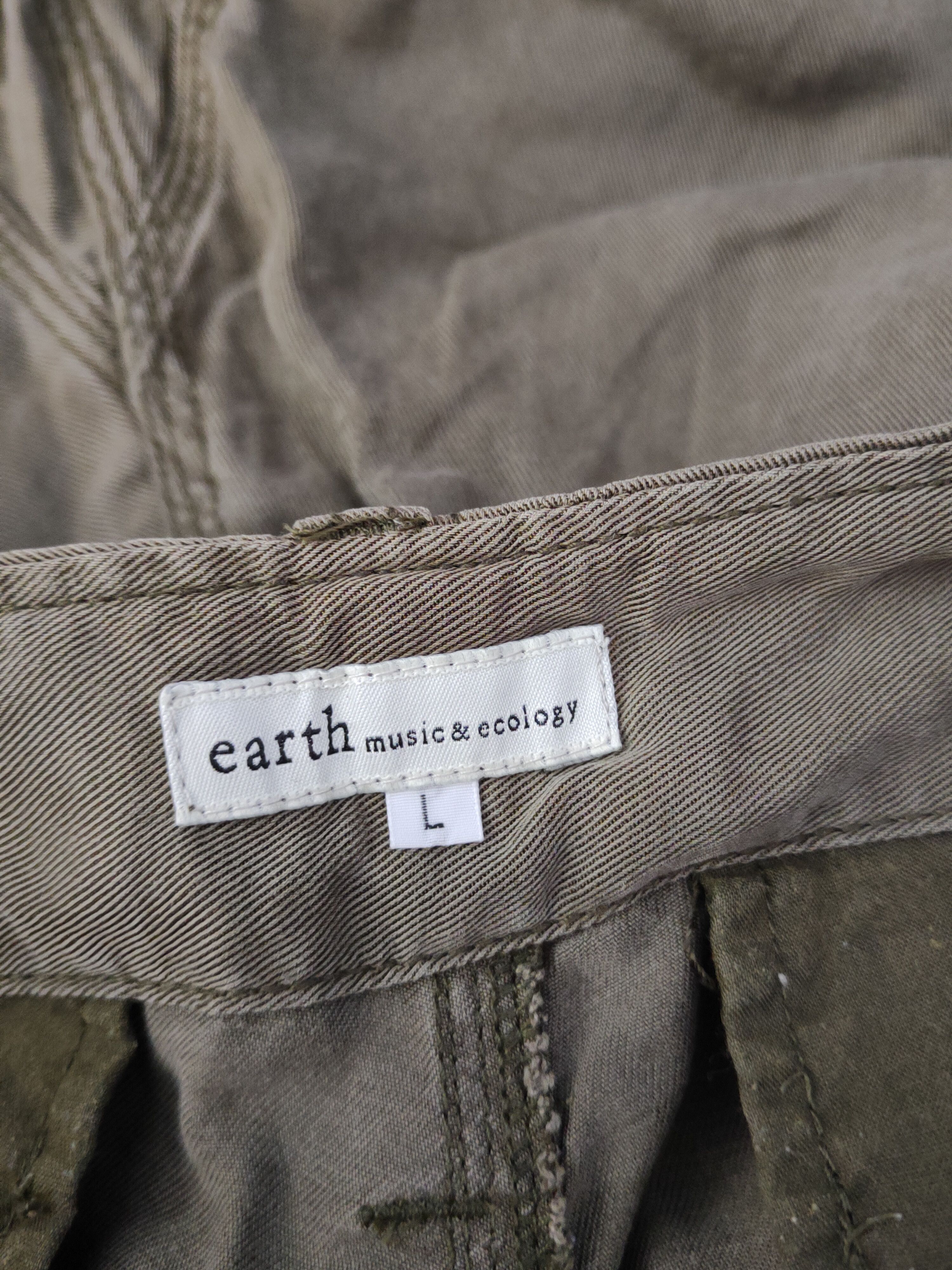 Japanese Brand Earth Music&Ecology Olive Multipocket Short Pants #S2531 Size 31" - 15 Thumbnail