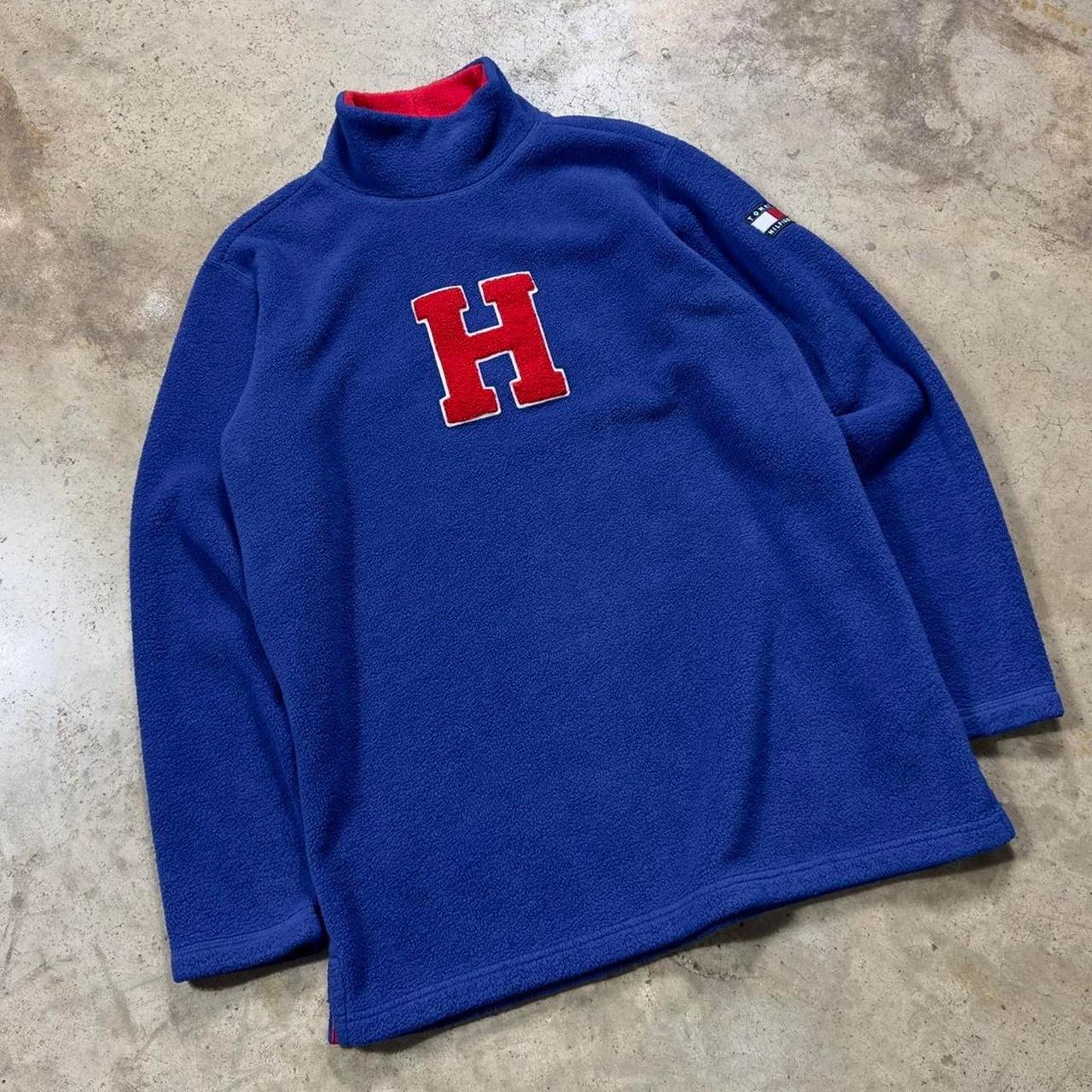 Tommy Hilfiger × Vintage Tommy Hilfiger Blue Varsity Style Fleece Sweatshirt Size M / US 6-8 / IT 42-44 - 1 Thumbnail
