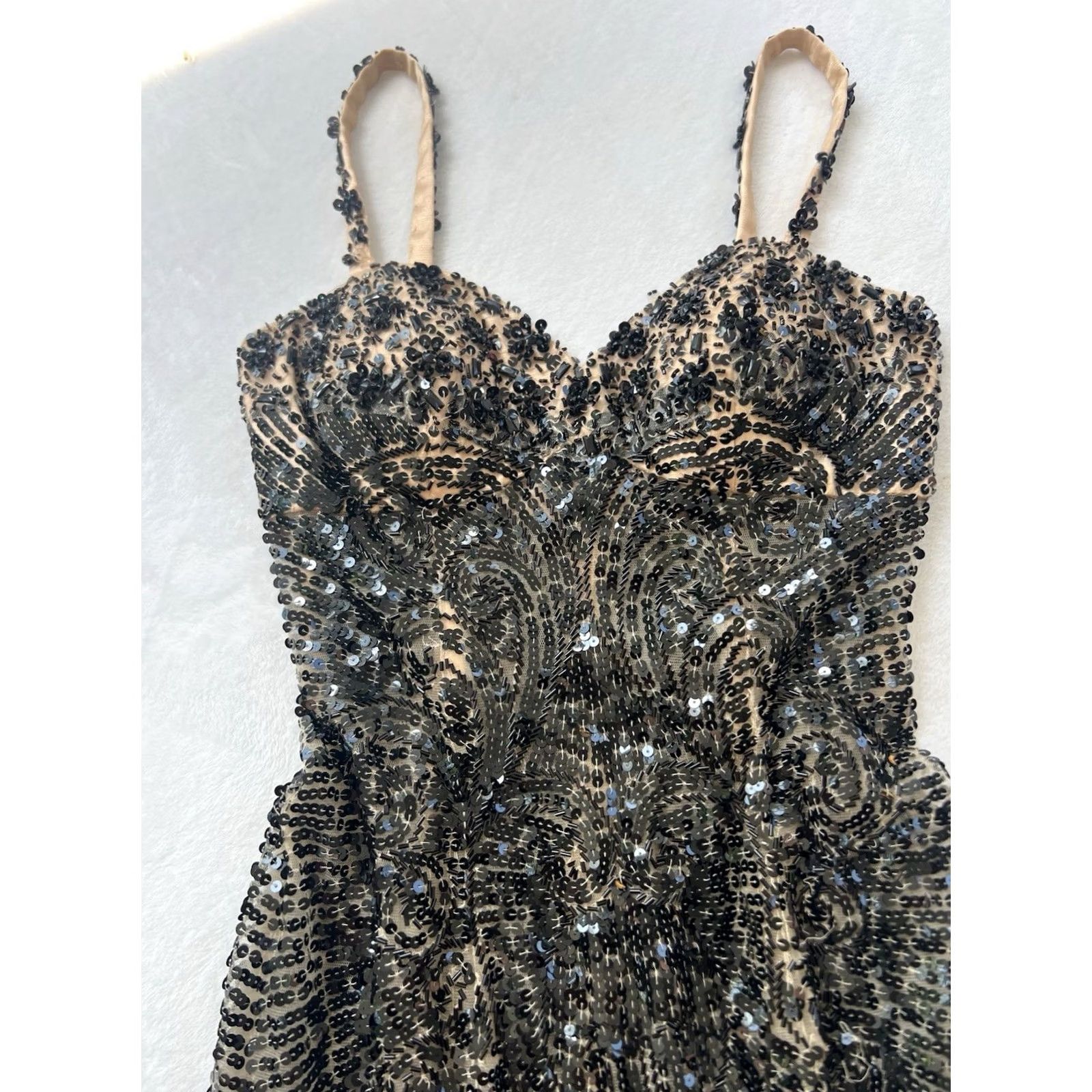 Vintage Jasz Couture Formal Mermaid Sleeveless Beaded Black Gown 4 - Red Carpet, Deep V-Neck, Lace Up, Long Dress, Women Size S / US 4 / IT 40 - 4 Thumbnail