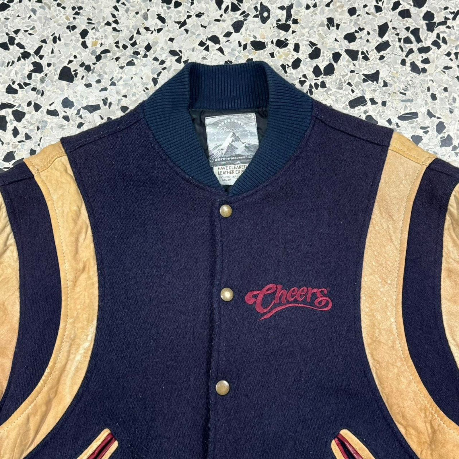 Vintage VINTAGE 80S 90S PARAMOUNT PICTURES CHEERS PROMOTIONAL JACKET Size US M / EU 48-50 / 2 - 2 Thumbnail