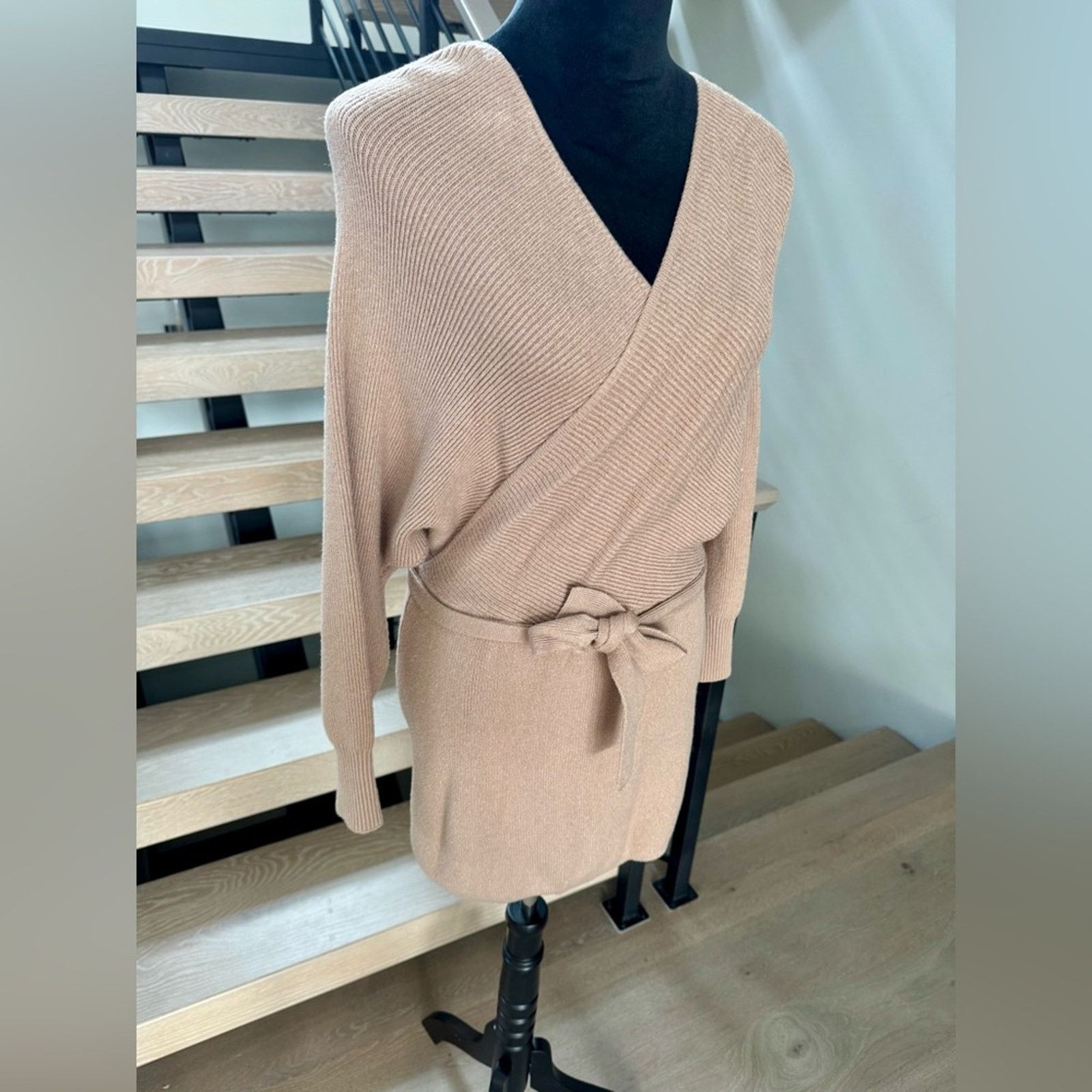 Other New Chic Tan Wrap Dress with Bow size S Size S / US 4 / IT 40 - 5 Thumbnail