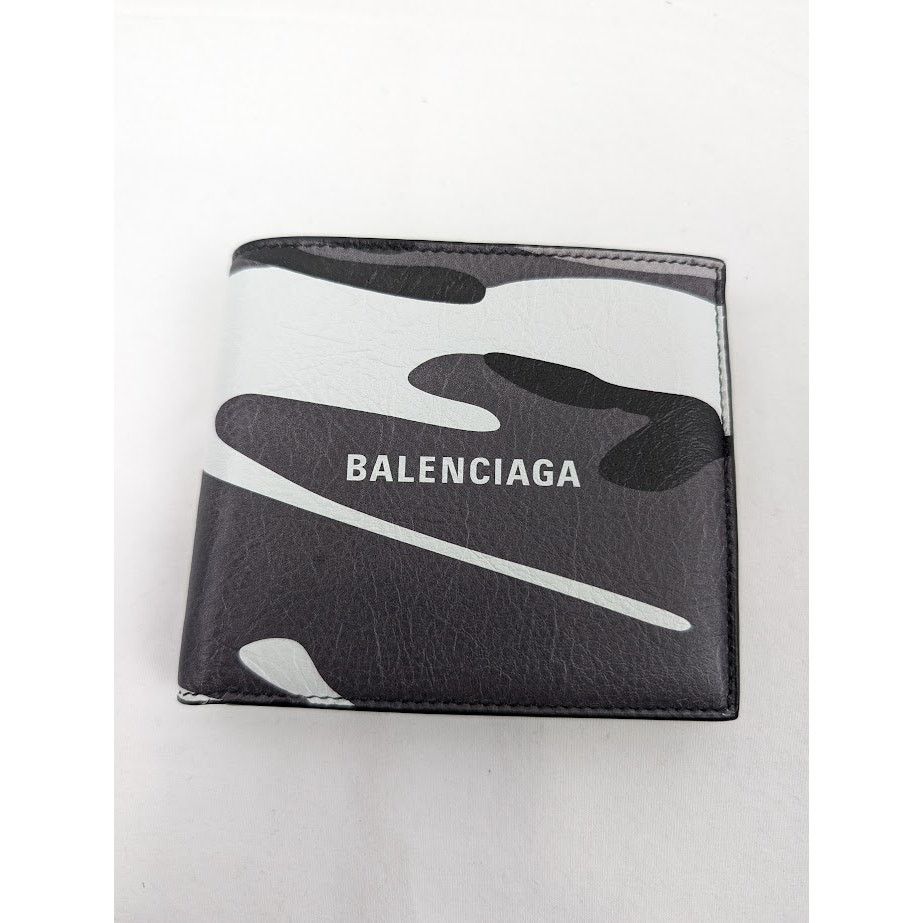 Balenciaga o1rshd1 Size: OS / Camo Logo Wallet in Multicolor Size ONE SIZE - 2 Thumbnail