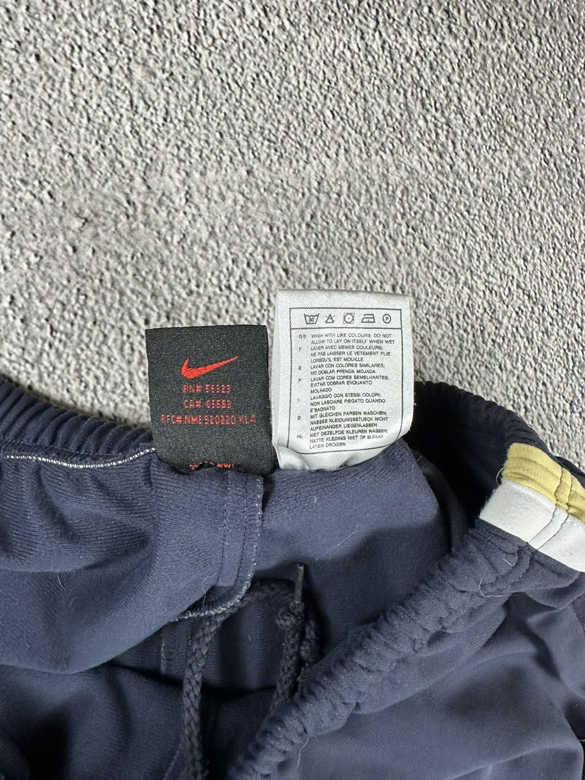 Nike Vintage Nike Trackpants Baggy Drill Y2K Style Size US 34 / EU 50 - 9 Thumbnail