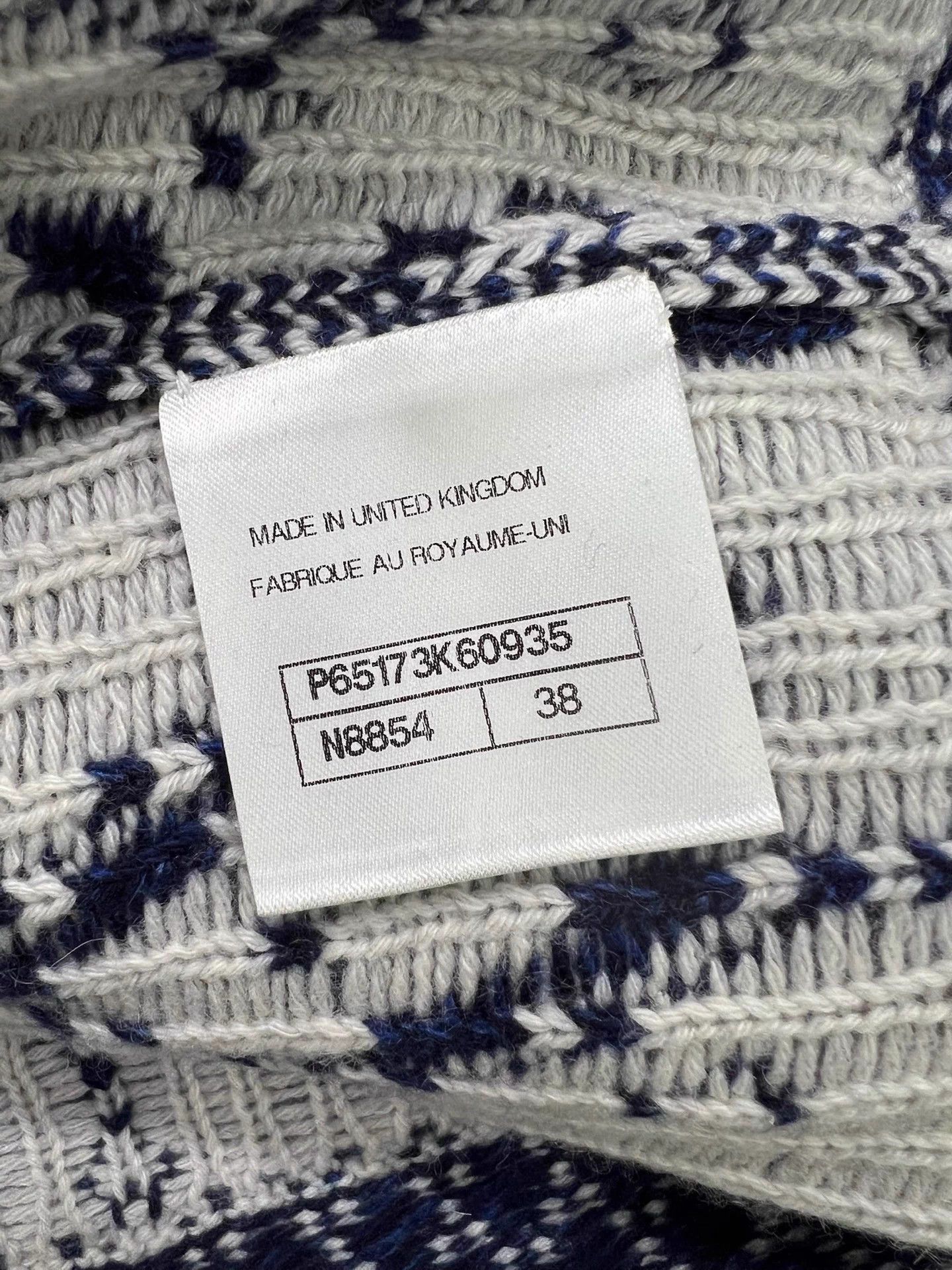 Chanel Chanel N°5 Logo Cashmere Cardigan FR38 Size S / US 4 / IT 40 - 6 Thumbnail