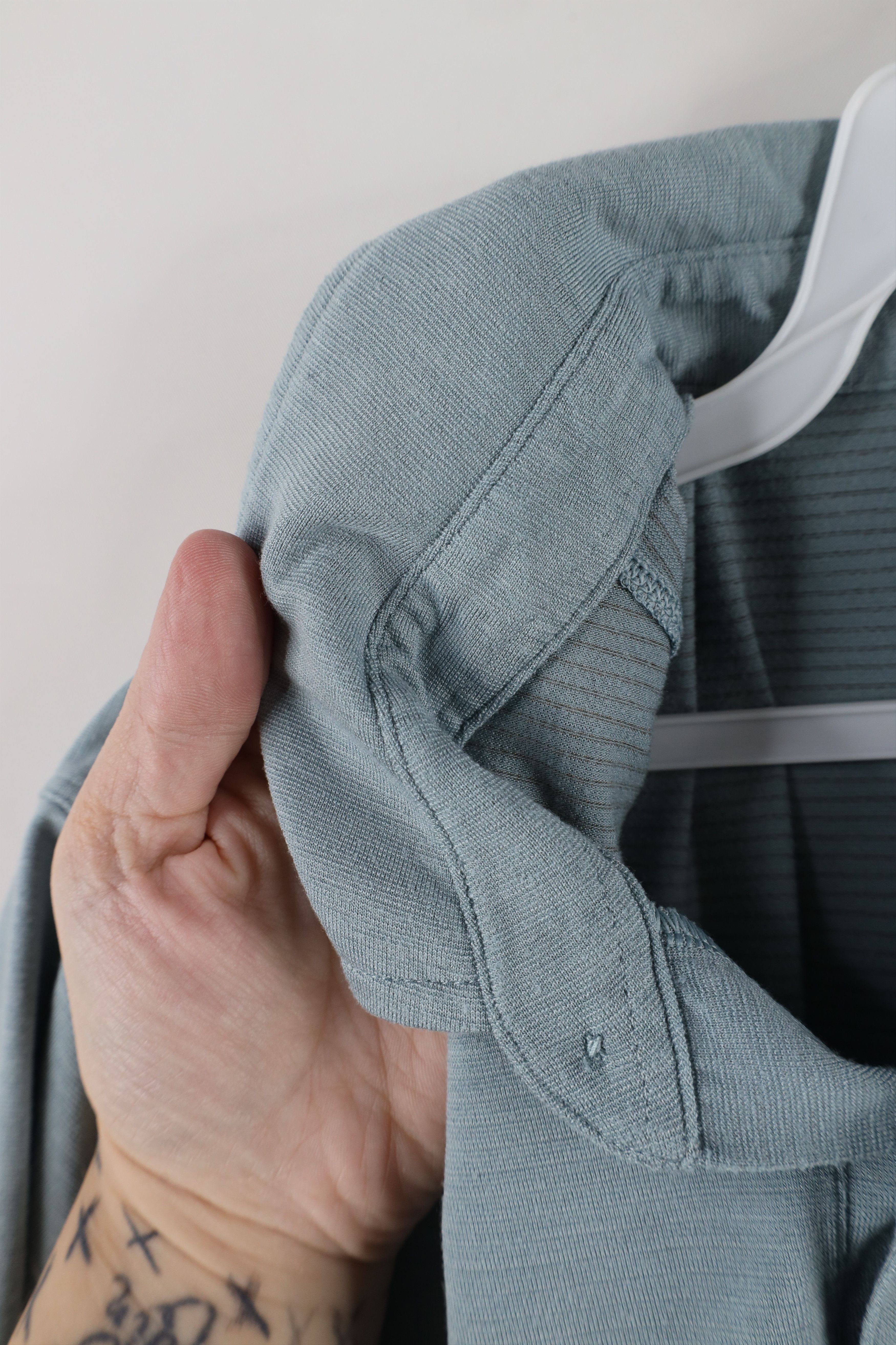 Lululemon × Vintage Lululemon Tech Short Sleeve Collared Golf Polo Shirt Blue Size US S / EU 44-46 / 1 - 7 Thumbnail