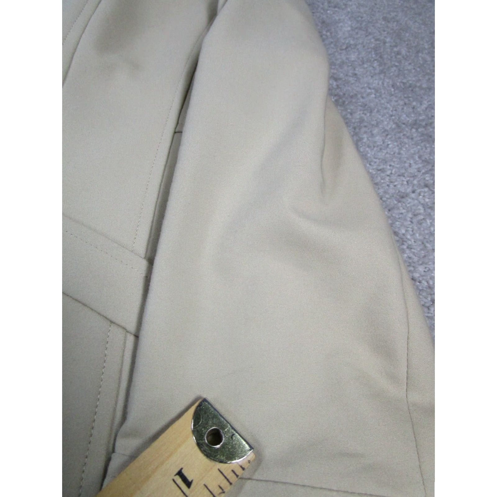 Ann Taylor VINTAGE Ann Taylor Blazer Womens 6 Petite Brown Cotton Blend Sports Coat Womens Blazer 6P Brown Cotton Blend Two-Button 90s Sports Theme Women’s Mens? Size M / US 6-8 / IT 42-44 - 5 Thumbnail