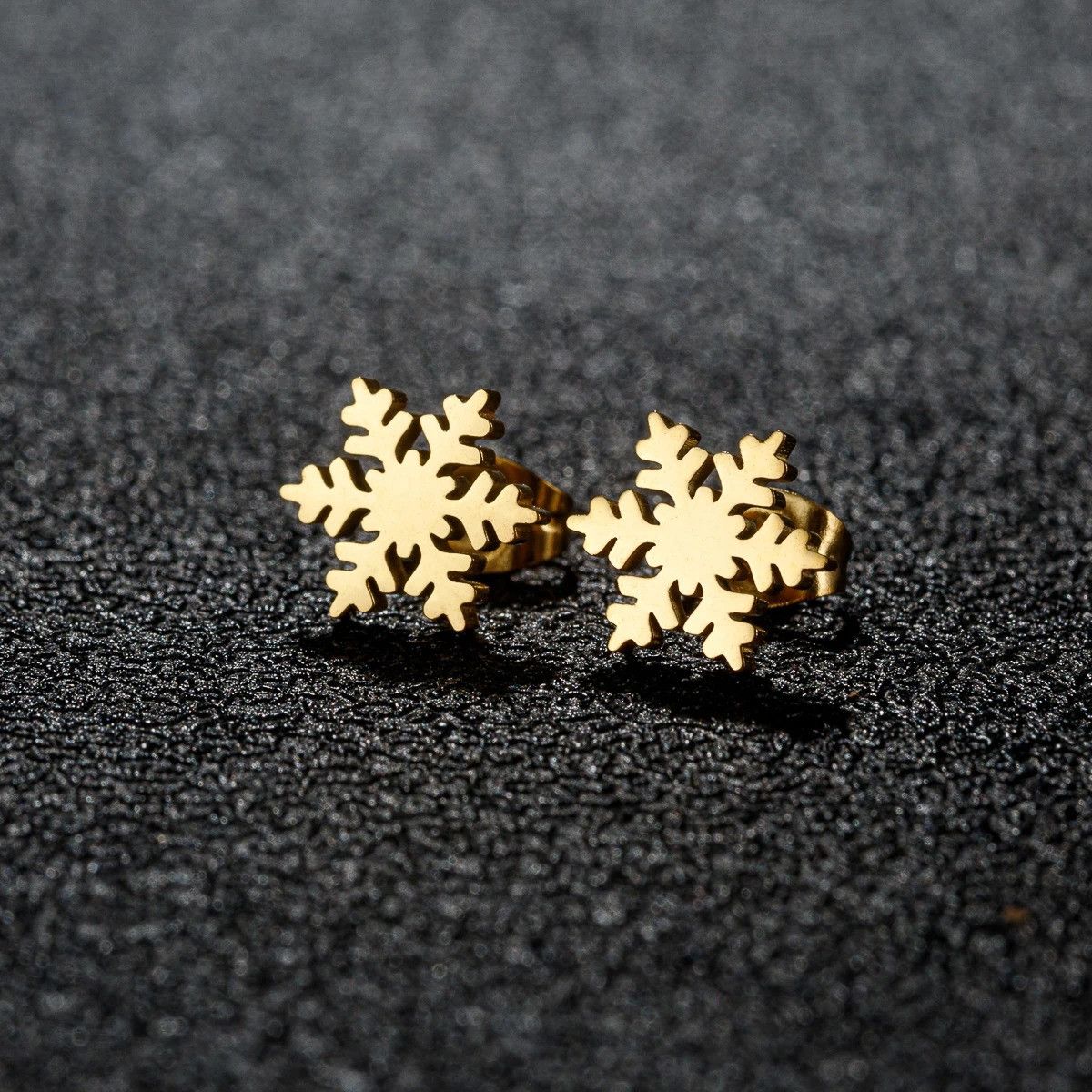 Jewelry Snowflake Stud Earrings Charm Stainless Earring Gift Size ONE SIZE - 1 Thumbnail