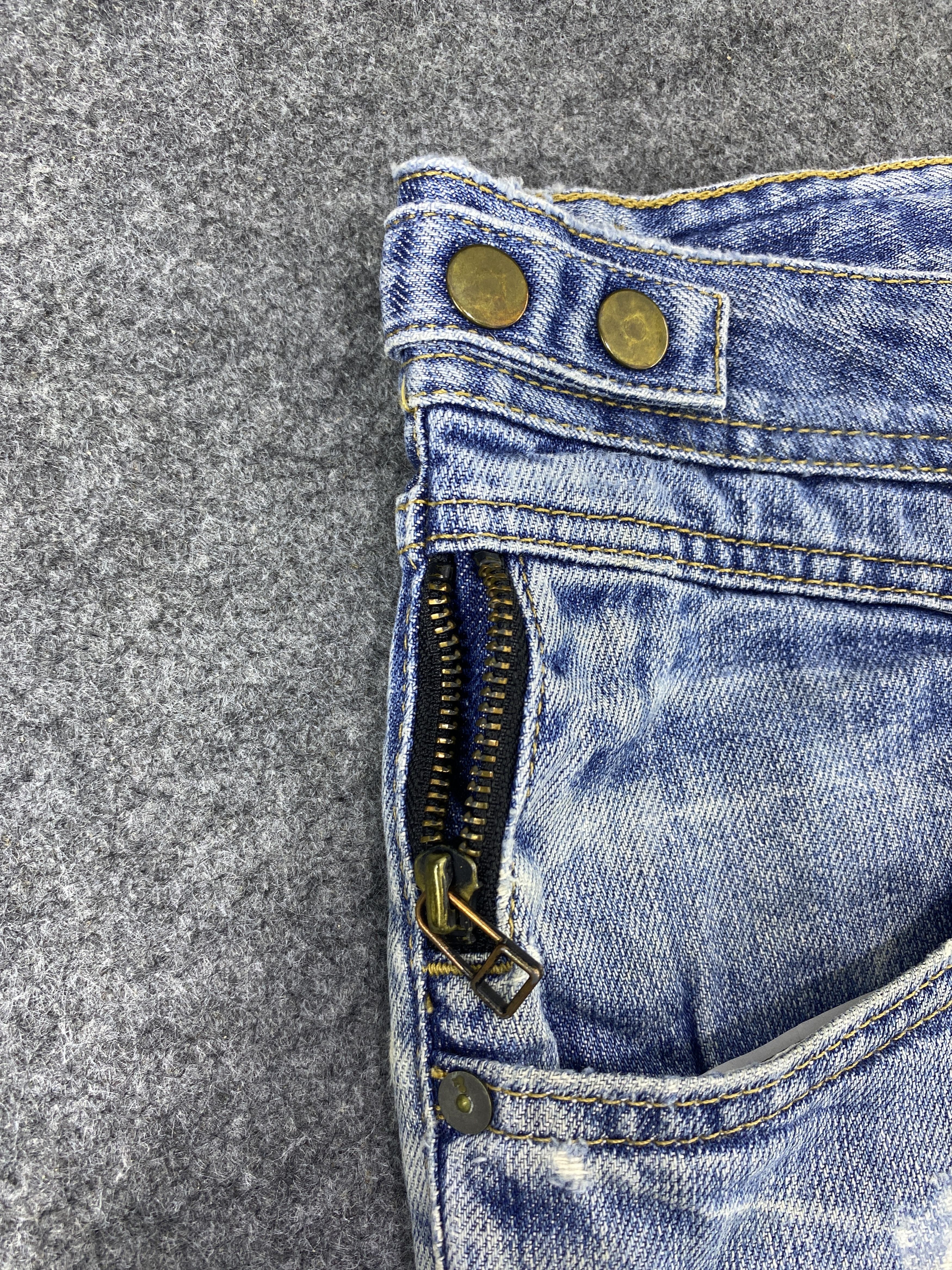 Jean & Distressed Blue Wash Flare Denim - J974 Size US 32 / EU 48 - 7 Thumbnail