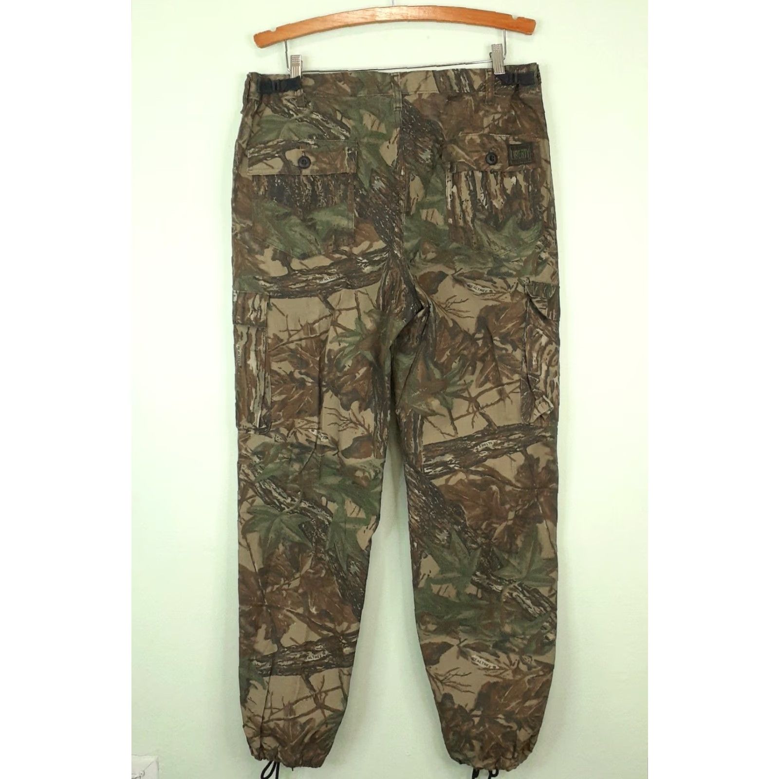 Realtree VINTAGE Liberty Realtree Camo Ripstop Cargo Pants Mens L Waist 36-38 USA Camouflage Cotton Regular Tapered Pockets Zip Aircraft Size US 33 - 3 Thumbnail