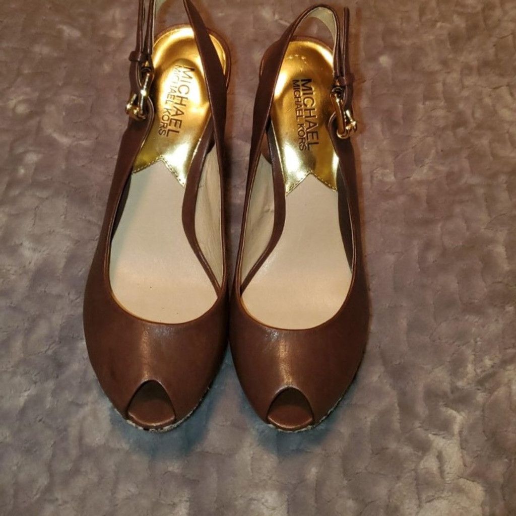 Michael Kors 🌸Michael Kors Snakeskin Slingback Heels! Size 6.5 Size US 6.5 / IT 36.5 - 7 Thumbnail