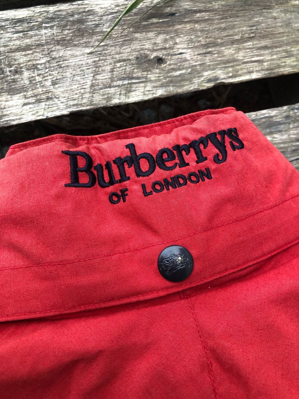 Burberry × Vintage Vintage 80s Burberrys Nova Check Red Jacket Size US L / EU 52-54 / 3 - 7 Thumbnail