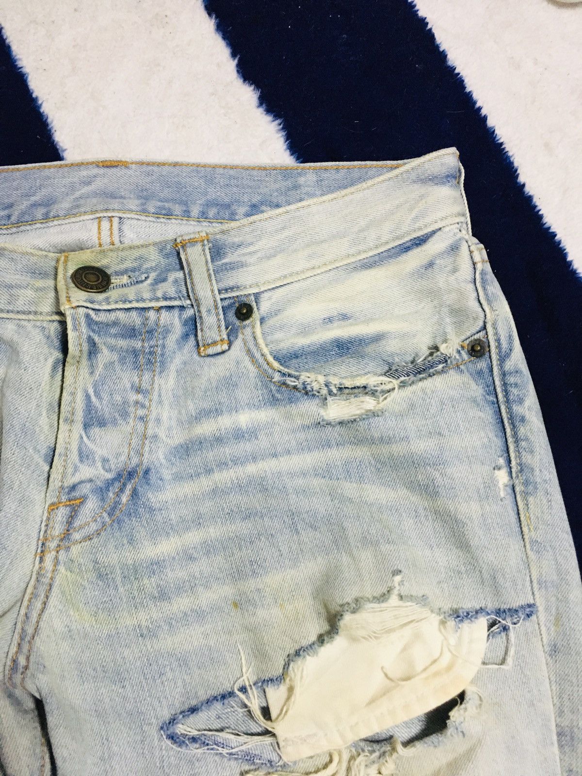 Abercrombie & Fitch Abercrombie & Fitch Distressed Jeans (16) Size US 30 / EU 46 - 13 Thumbnail