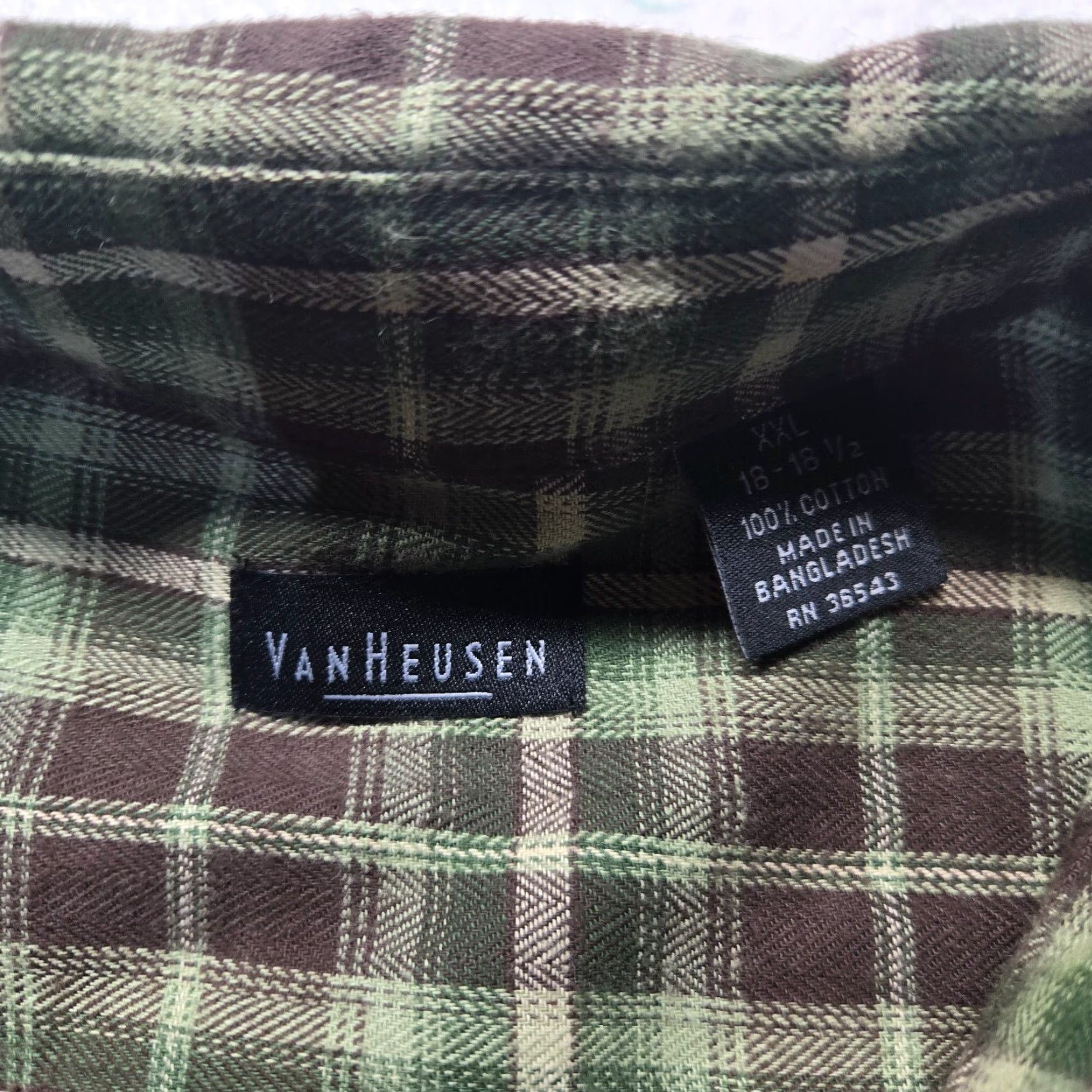 Van Heusen Van Heusen Shirt 2XL Green Plaid Button-Up Adult Men’s Flannel Cotton Shirt Size US XXL / EU 58 / 5 - 3 Thumbnail