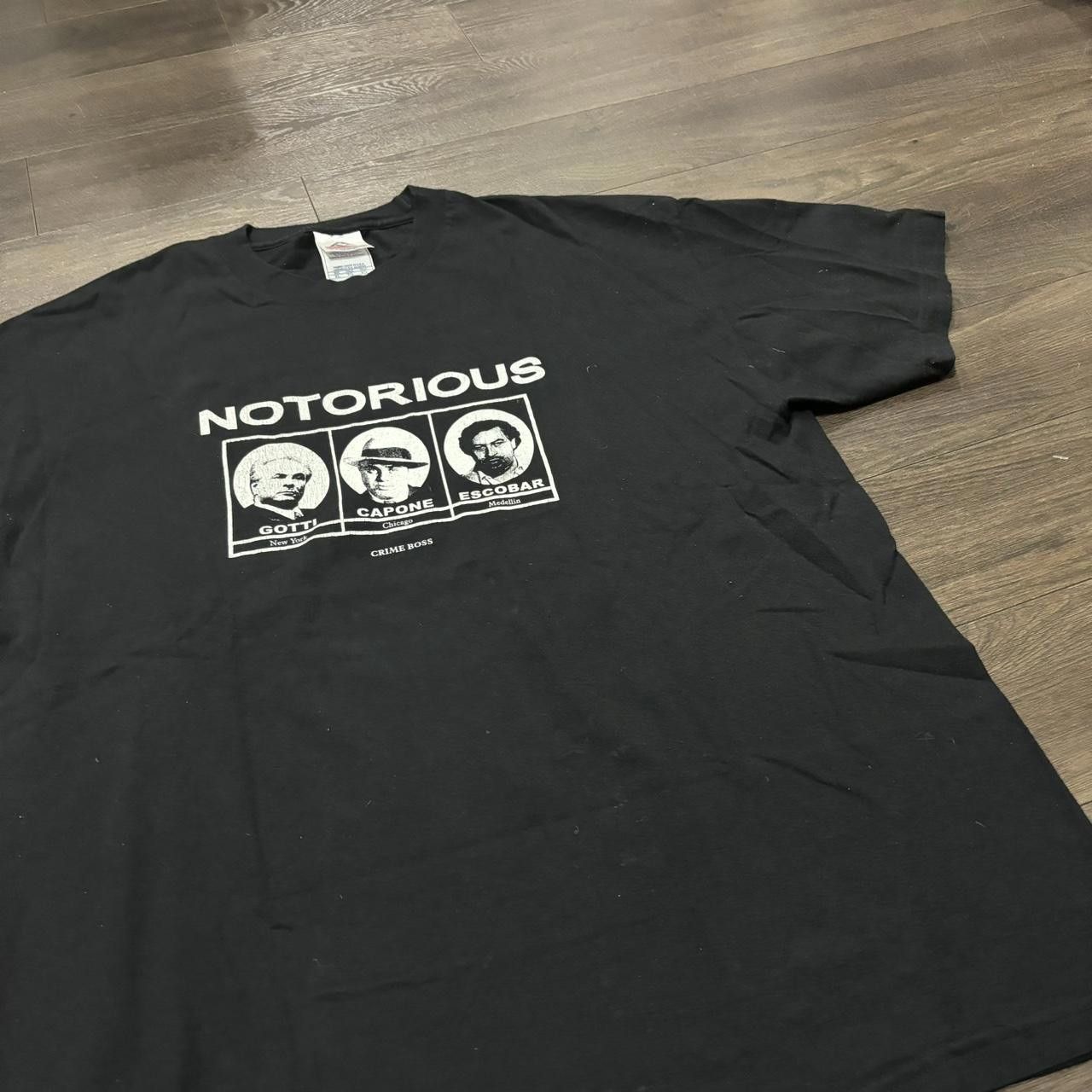 Designer Vintage notorious crime boss t shirt 00s XL Gotti Capone Size US XL / EU 56 / 4 - 3 Thumbnail