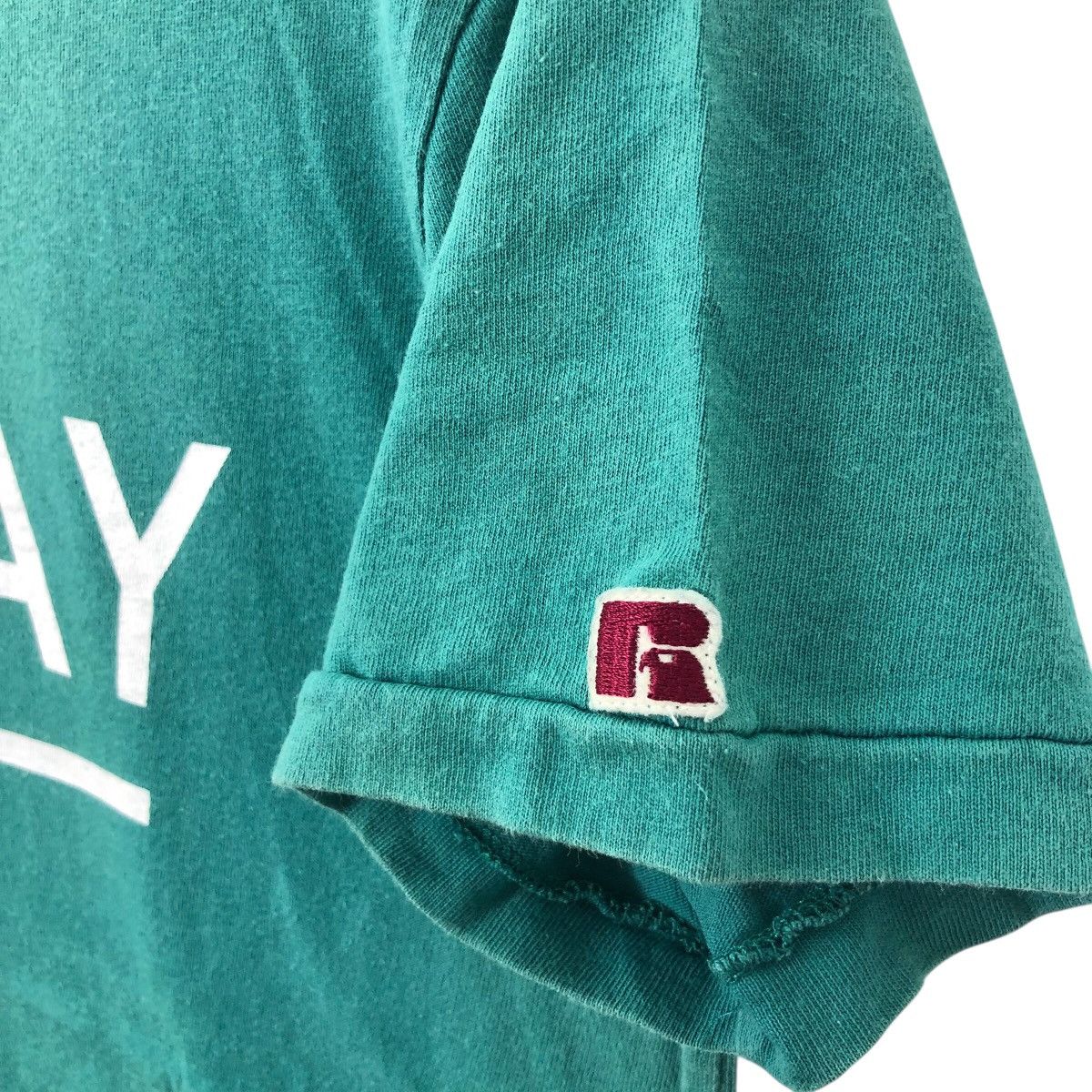 Russell Athletic Vintage 90s Russell Athletic VACAY Spellout Tee Shirt Size US L / EU 52-54 / 3 - 3 Thumbnail