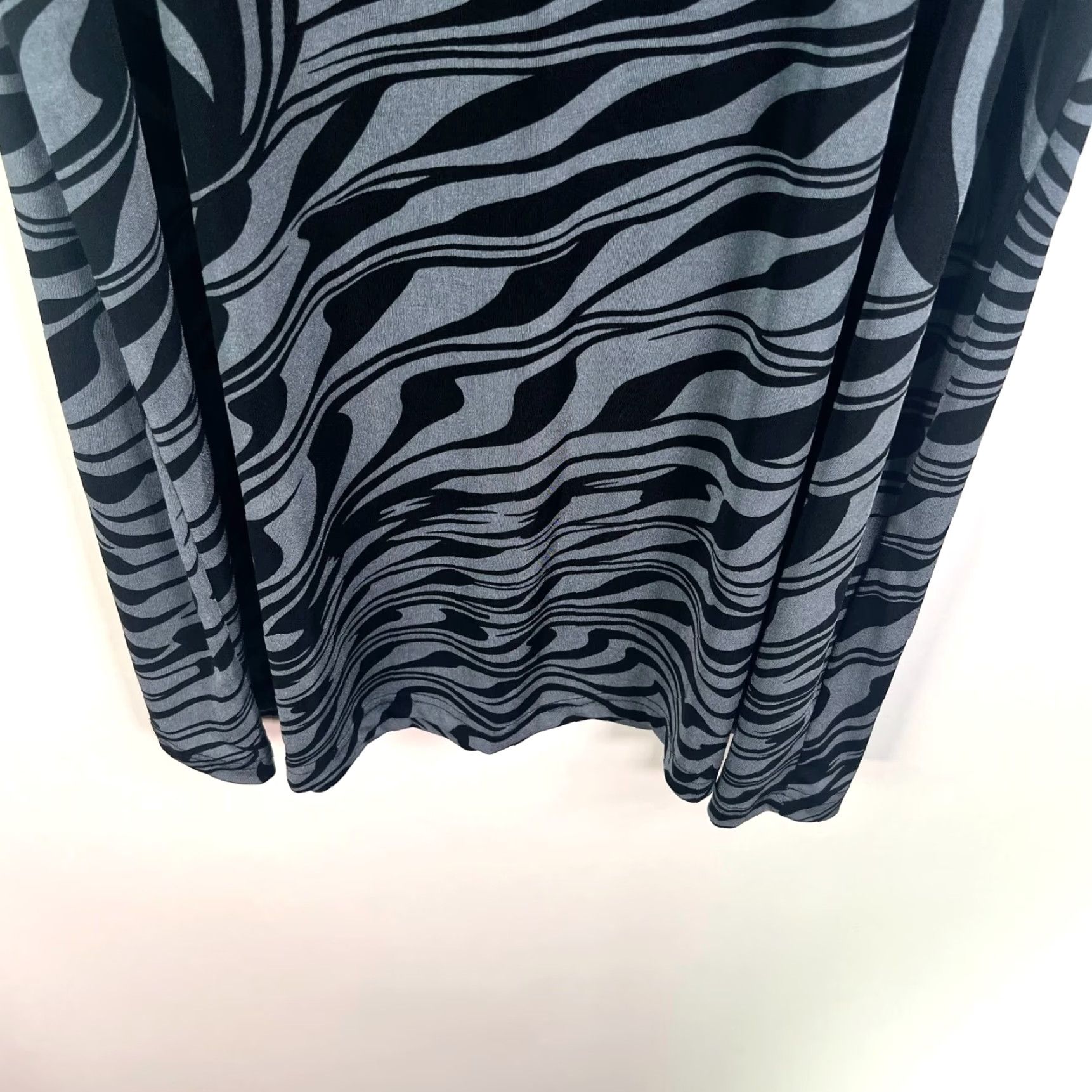 Vintage VINTAGE Carolyn Strauss Geometric Striped Maxi Skirt 1X Womens Gray/Black Polyester Spandex Midi? Long? Size 40" / US 18 - 4 Thumbnail