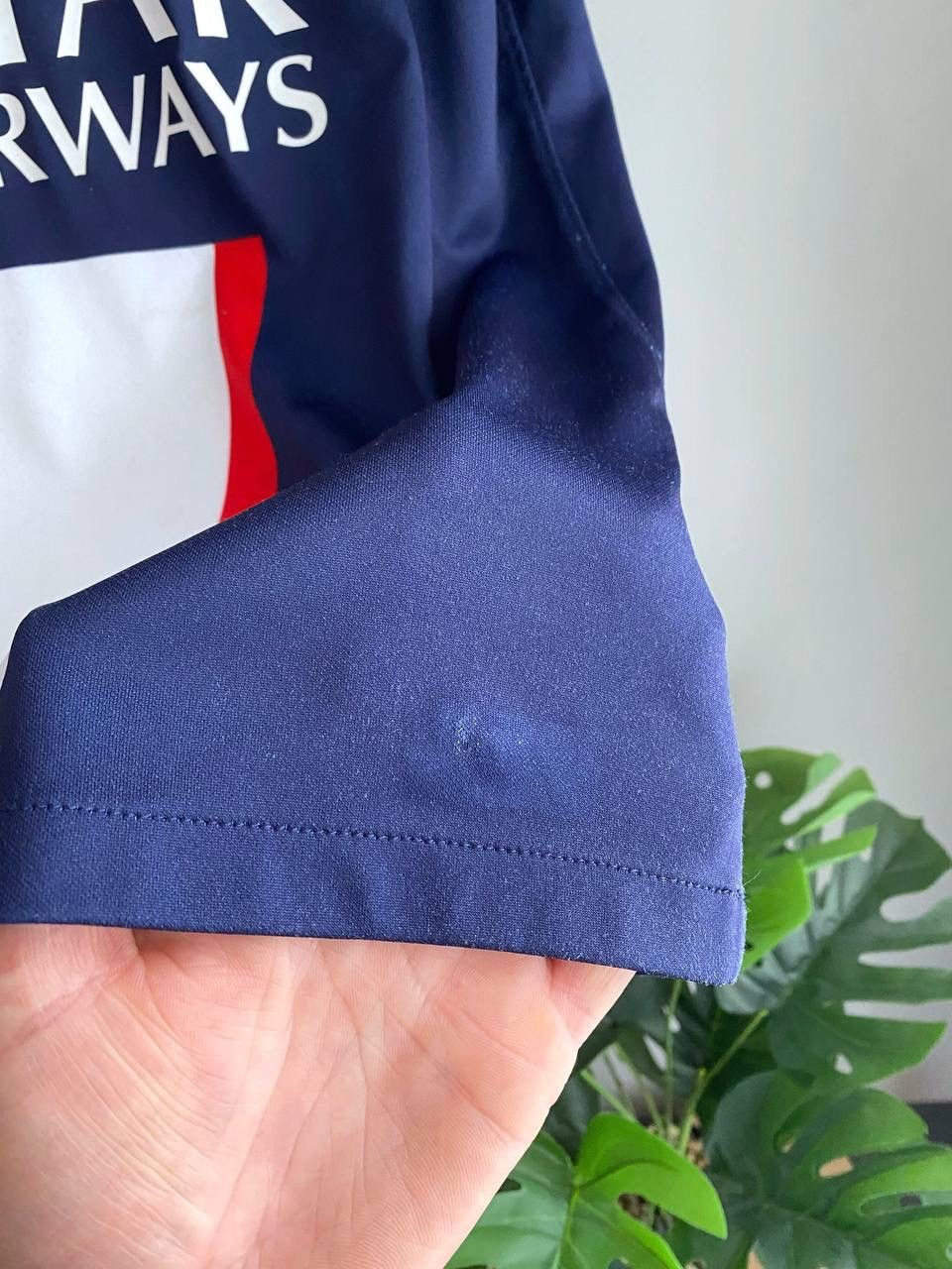 Nike PSG Paris Saint Germain 2022/23 Home Soccer Jersey, Size M Size US M / EU 48-50 / 2 - 7 Thumbnail