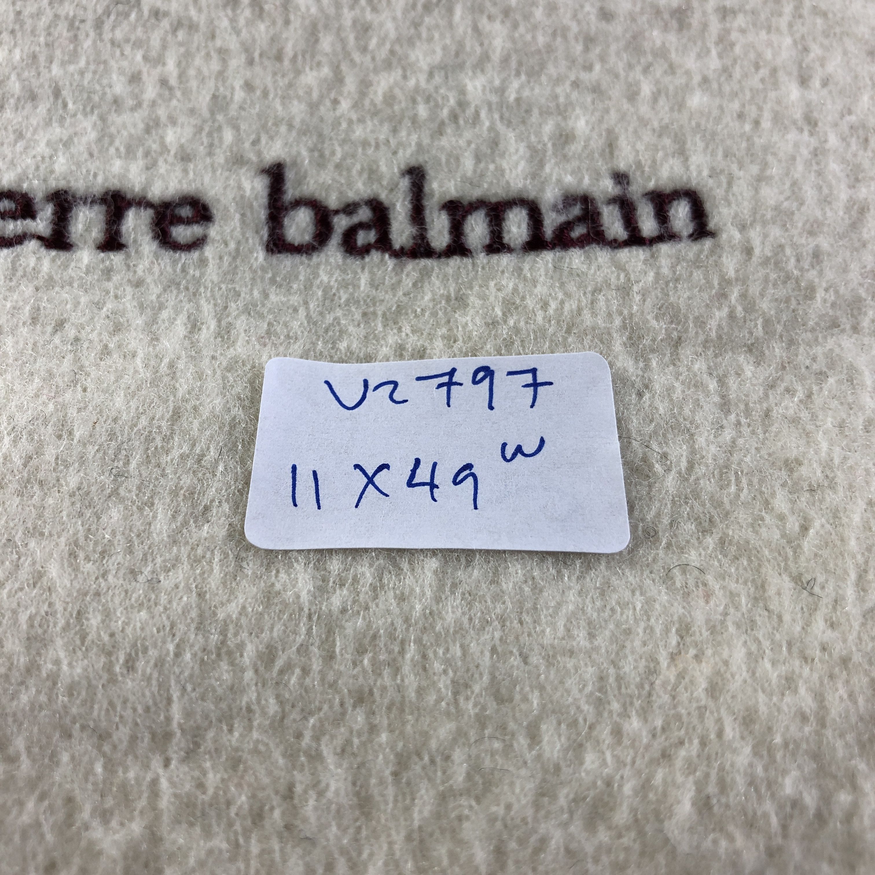 Pierre Balmain Pierre Balmain Plain Wool Scarf Muffler Neckwear V2797 Size ONE SIZE - 13 Thumbnail