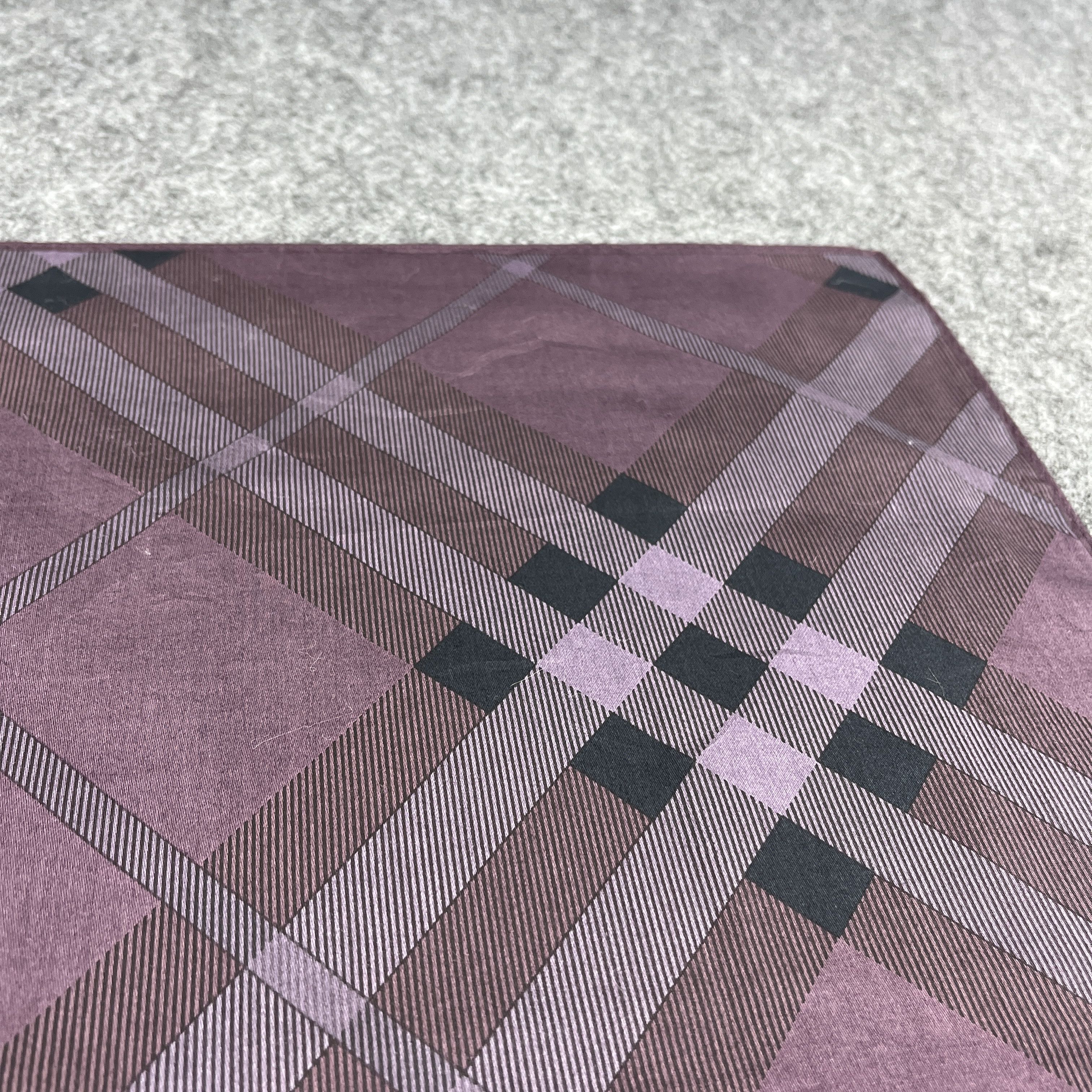 Burberry Burberry Handkerchief / Bandana / Neckerchief B338 Size ONE SIZE - 7 Thumbnail