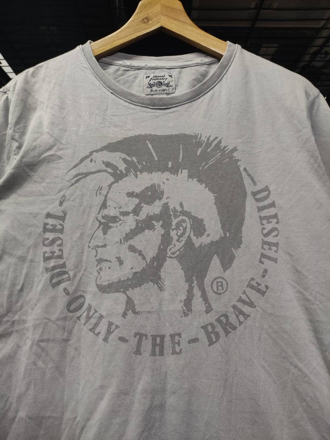 Diesel Diesel " Only the Brave " Punk Mohawk Y2K T-Shirt Size US M / EU 48-50 / 2 - 1 Thumbnail