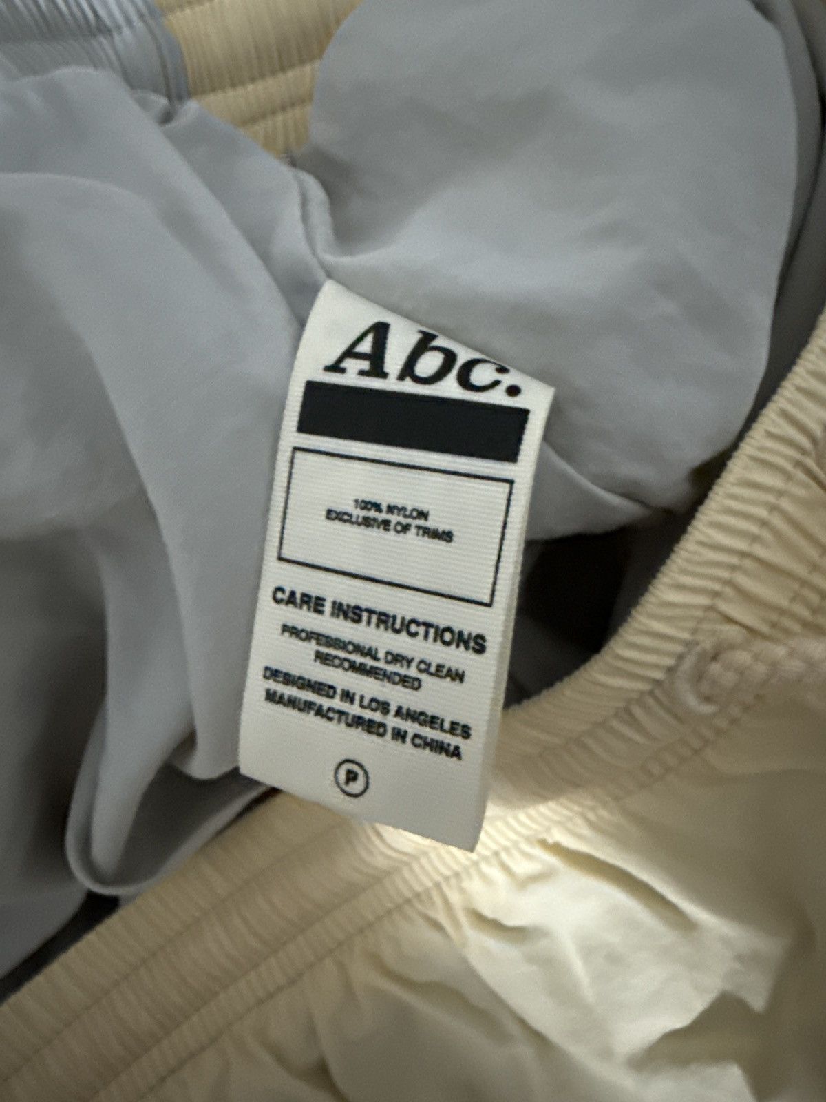 Advisory Board Crystals × Vans ABC x Vans off the Wall Running Shorts Size US 32 / EU 48 - 2 Thumbnail
