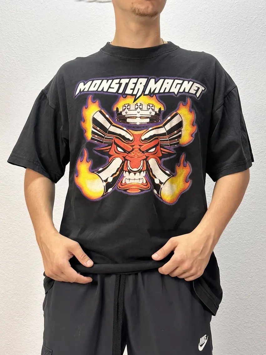 Japanese Brand × Vintage Vintage T-shirt Y2K sk8 street style Monster Magnet Size US L / EU 52-54 / 3 - 1 Thumbnail