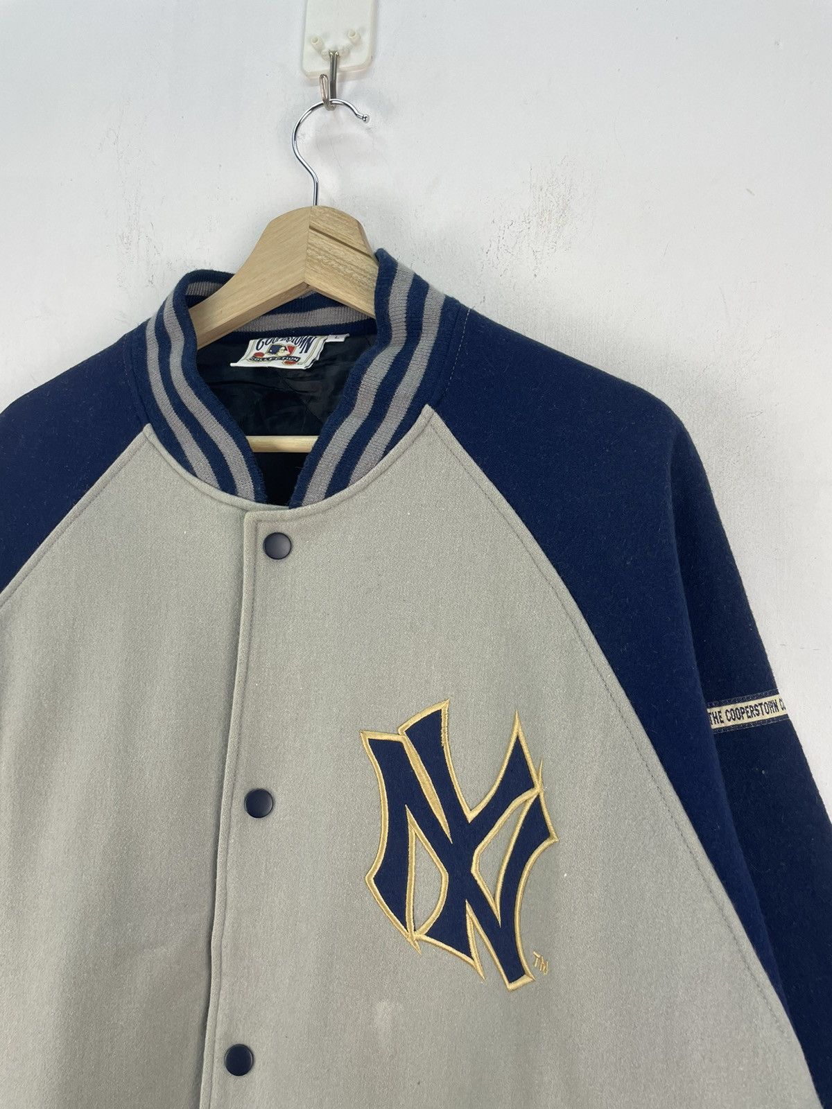 Cooperstown Collection Vintage New York Yankees Baseball Jacket Varsity Size US L / EU 52-54 / 3 - 4 Thumbnail