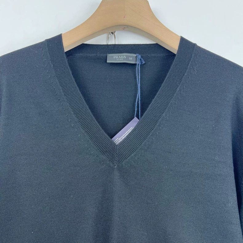 Prada Prada Black V-neck knitted sweater 2505-Nextarrow Size US M / EU 48-50 / 2 - 5 Thumbnail