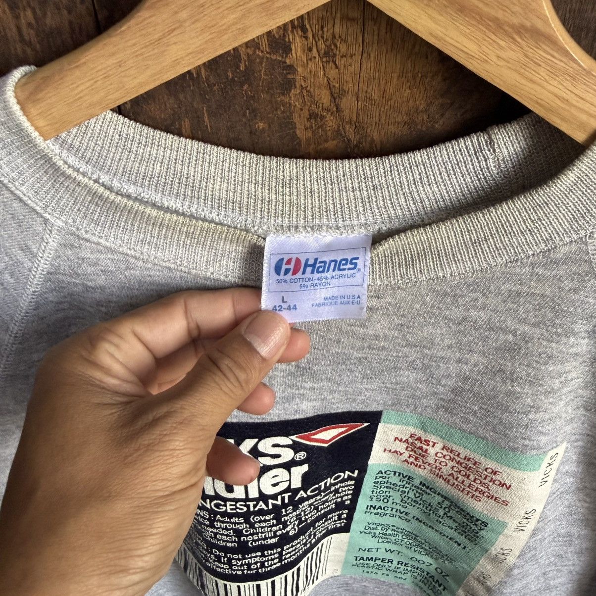 Vintage Vintage 90’s Vicks Inhaler sweatshirt Size US L / EU 52-54 / 3 - 3 Thumbnail