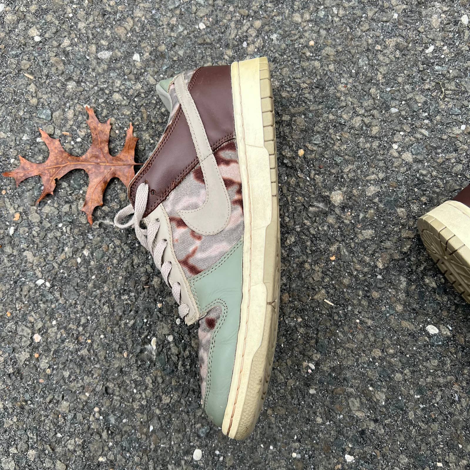 Nike × Vintage Vintage 2005 nike dunk low pro Camo 307696-351 skate shoes Size US 10 / EU 43 - 4 Thumbnail