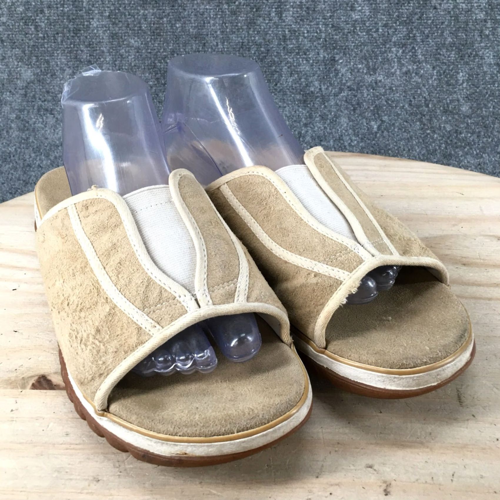 Clarks Clarks Sandals Womens 11 M Slip On Slides Beige Faux Suede Open Toe Wedge Casual Size US 11 / IT 41 - 3 Thumbnail