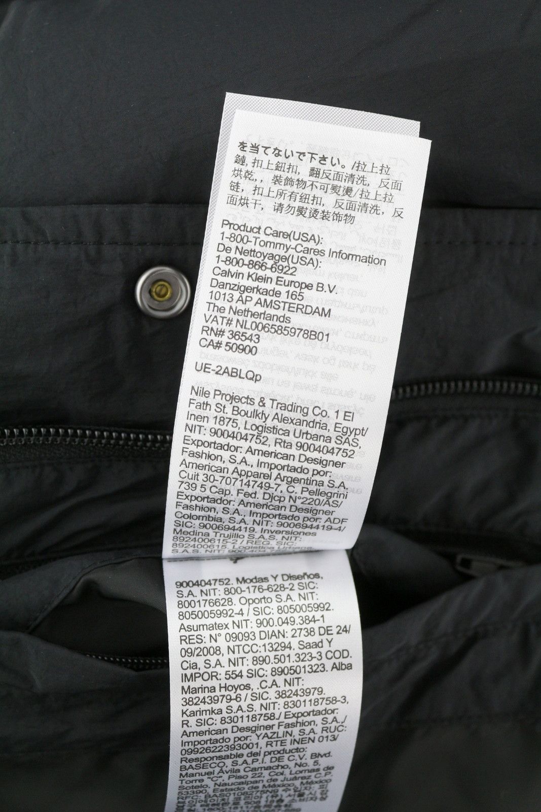 Calvin Klein CRINKLE NYLON LONG LENGTH QUILT 2XL Black Jacket 86399 Size US XXL / EU 58 / 5 - 12 Thumbnail