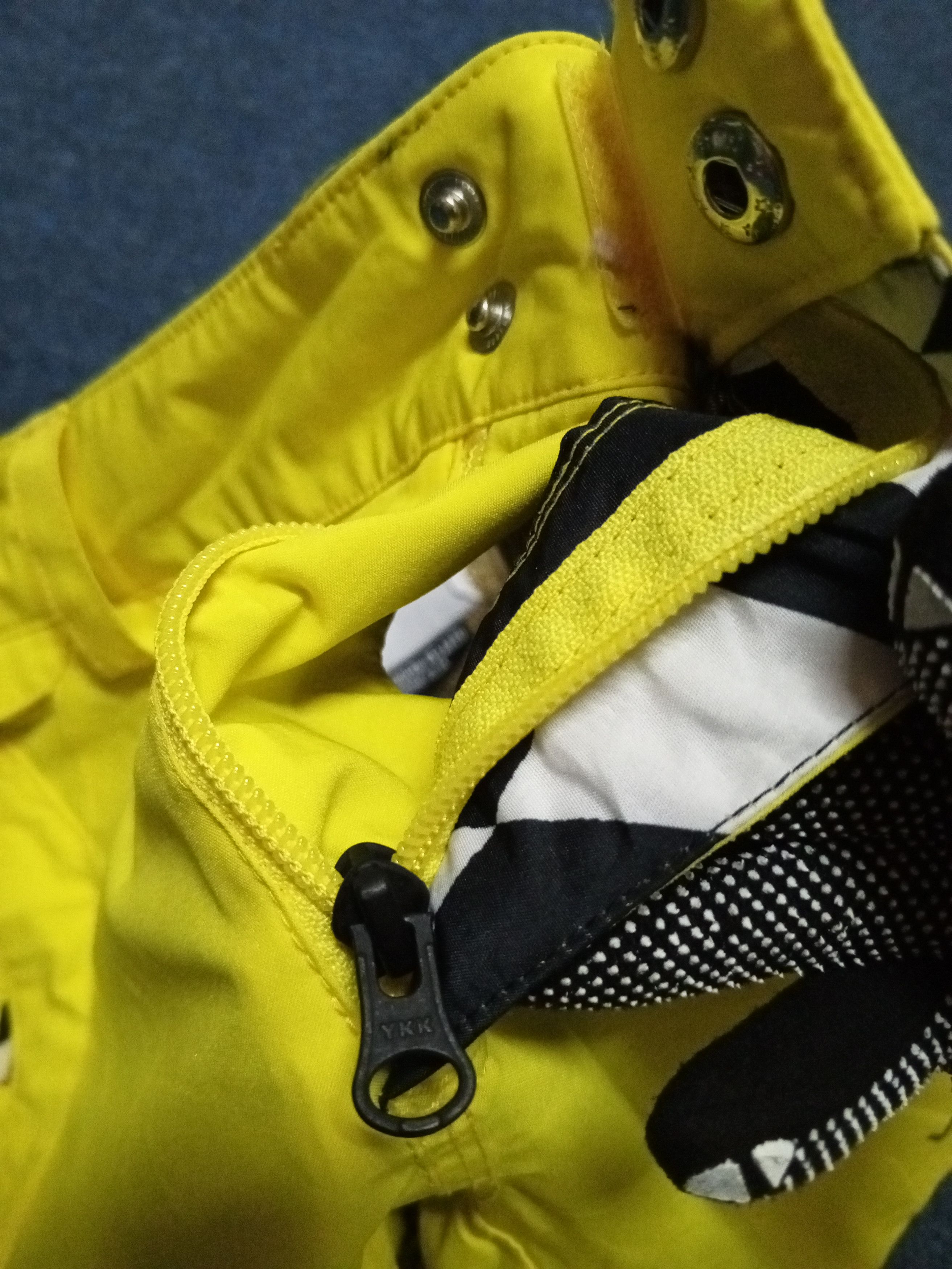 Volcom VALCOM YELLOW SNOWBOARD PANTS NICE Size US 34 / EU 50 - 12 Thumbnail
