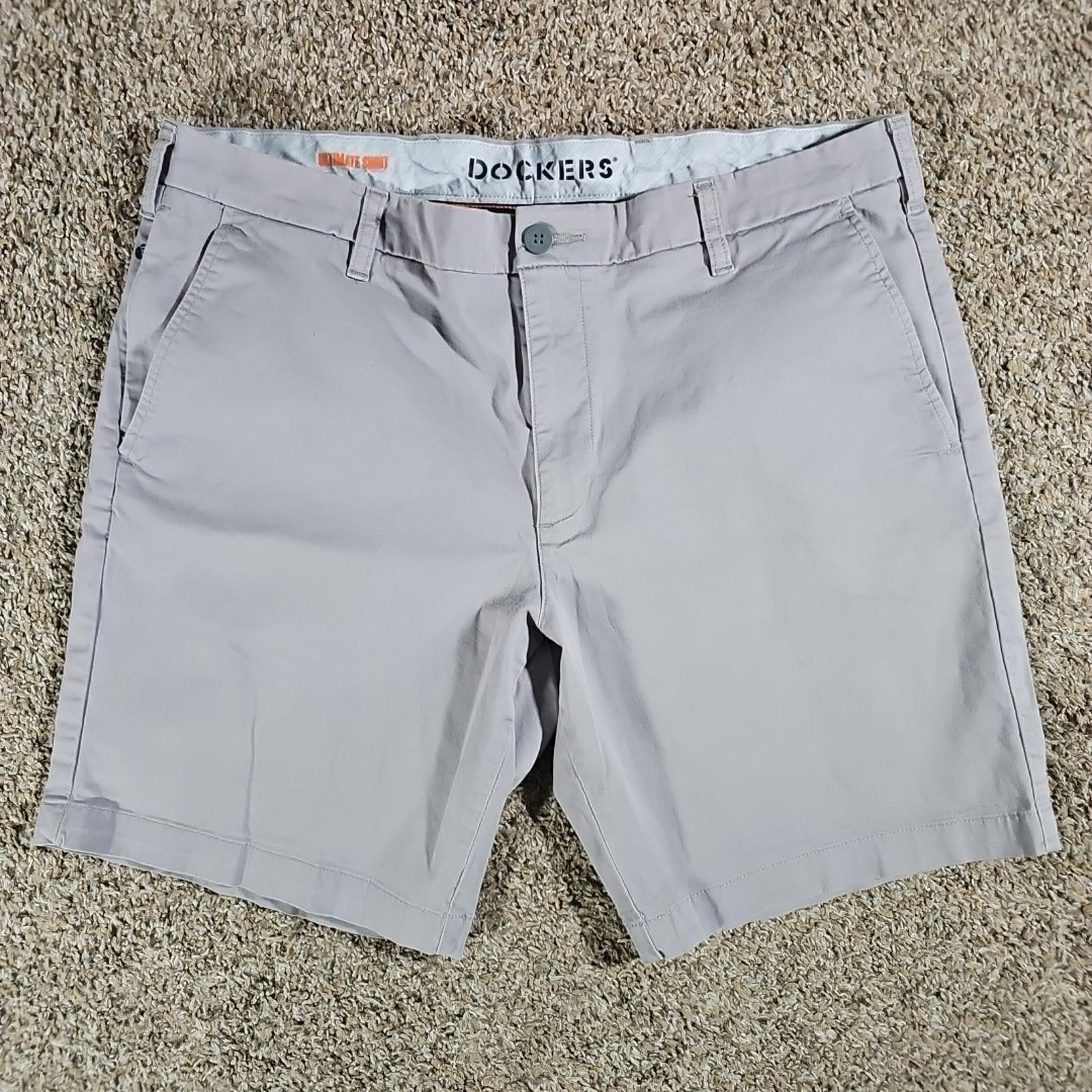 Dockers Dockers Supreme Flex Ultimate Short Sz 38 Gray Shorts Stain Size US 38 / EU 54 - 1 Thumbnail
