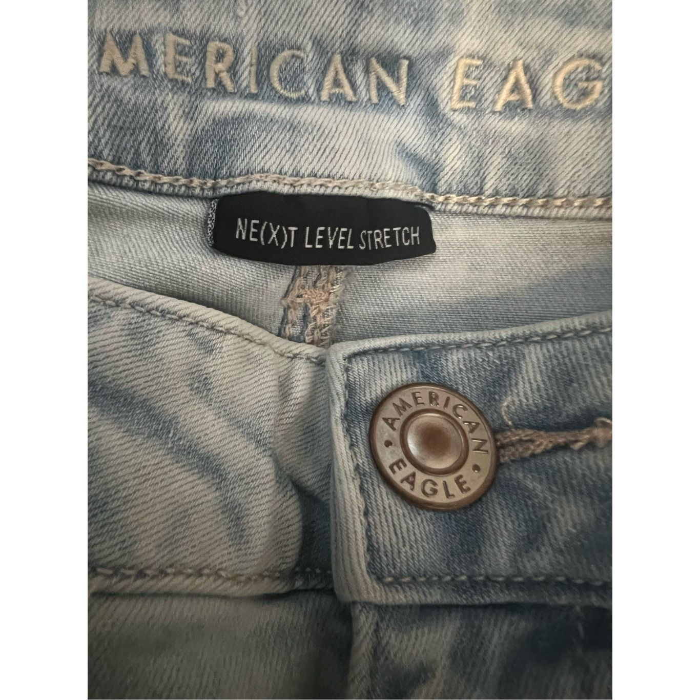 American Eagle Outfitters American Eagle distressed Hi rise shorts size 6 Size 28" / US 6 / IT 42 - 8 Thumbnail