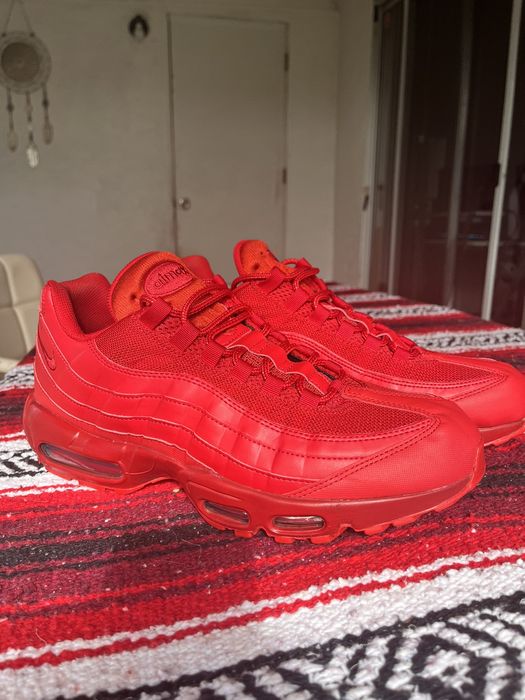 Triple hot sale red 95