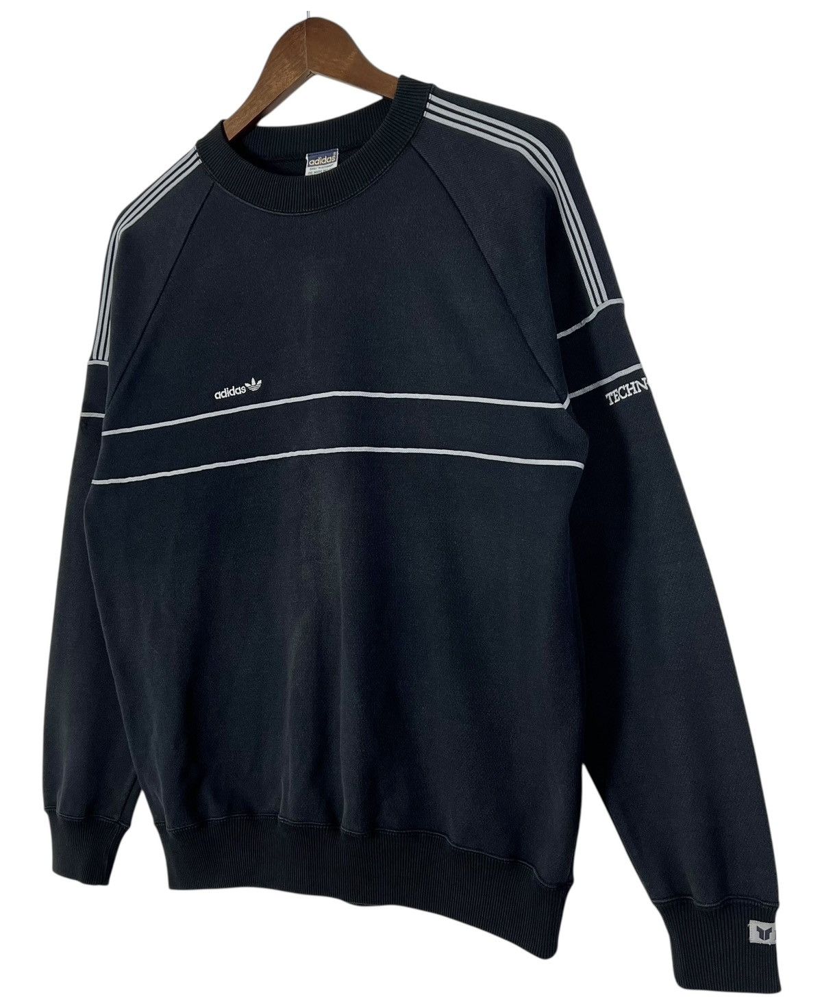 Adidas Vintage Adidas Techno Crew Neck Size US M / EU 48-50 / 2 - 3 Thumbnail