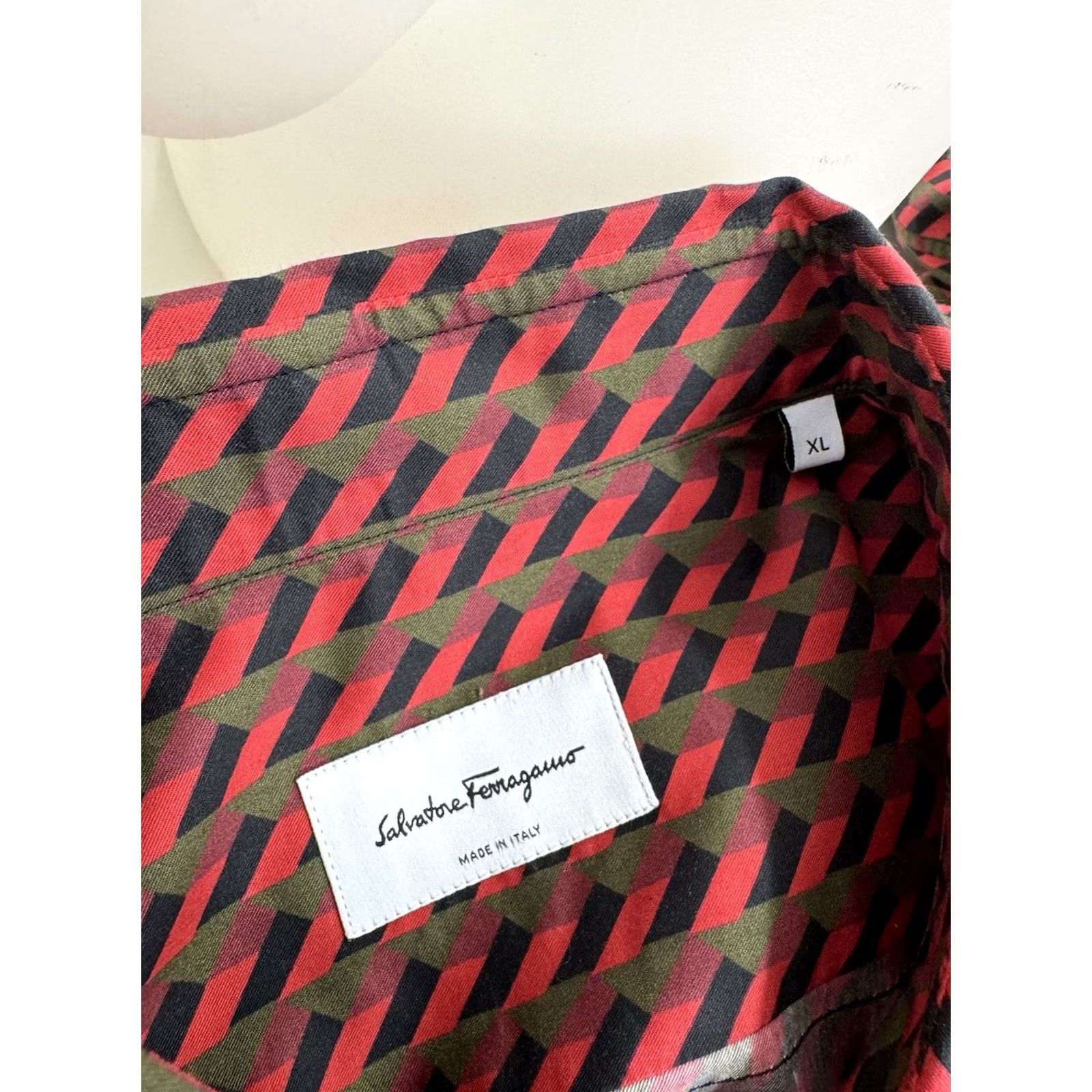 Salvatore Ferragamo Salvatore Ferragamo Geometric Mens XL Shirt Red / Black / Grayish Olive Button-Up Long Sleeve Size US XL / EU 56 / 4 - 5 Thumbnail