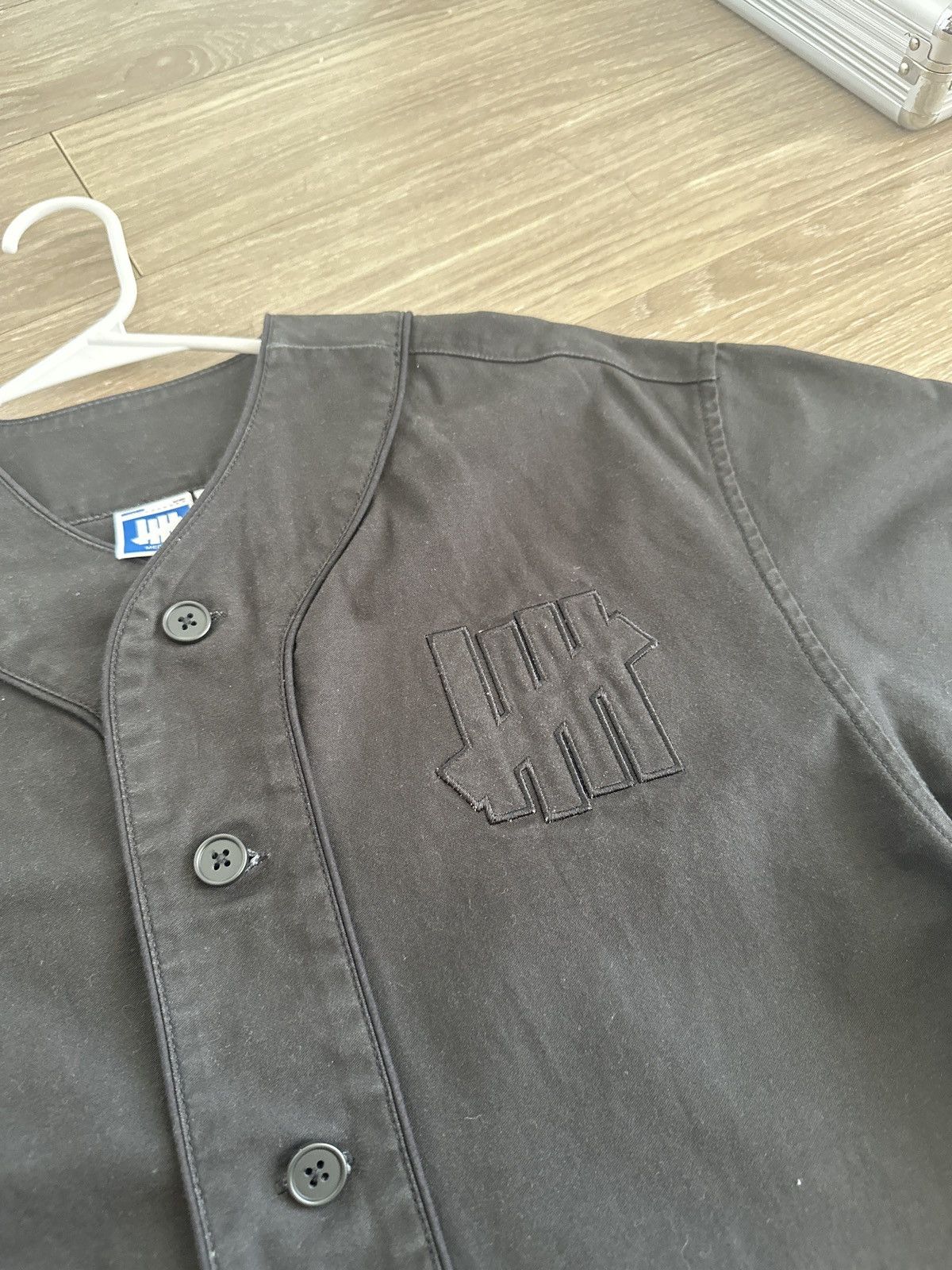 Japanese Brand × Undefeated Undefeated Baseball Shirt Size US M / EU 48-50 / 2 - 2 Thumbnail