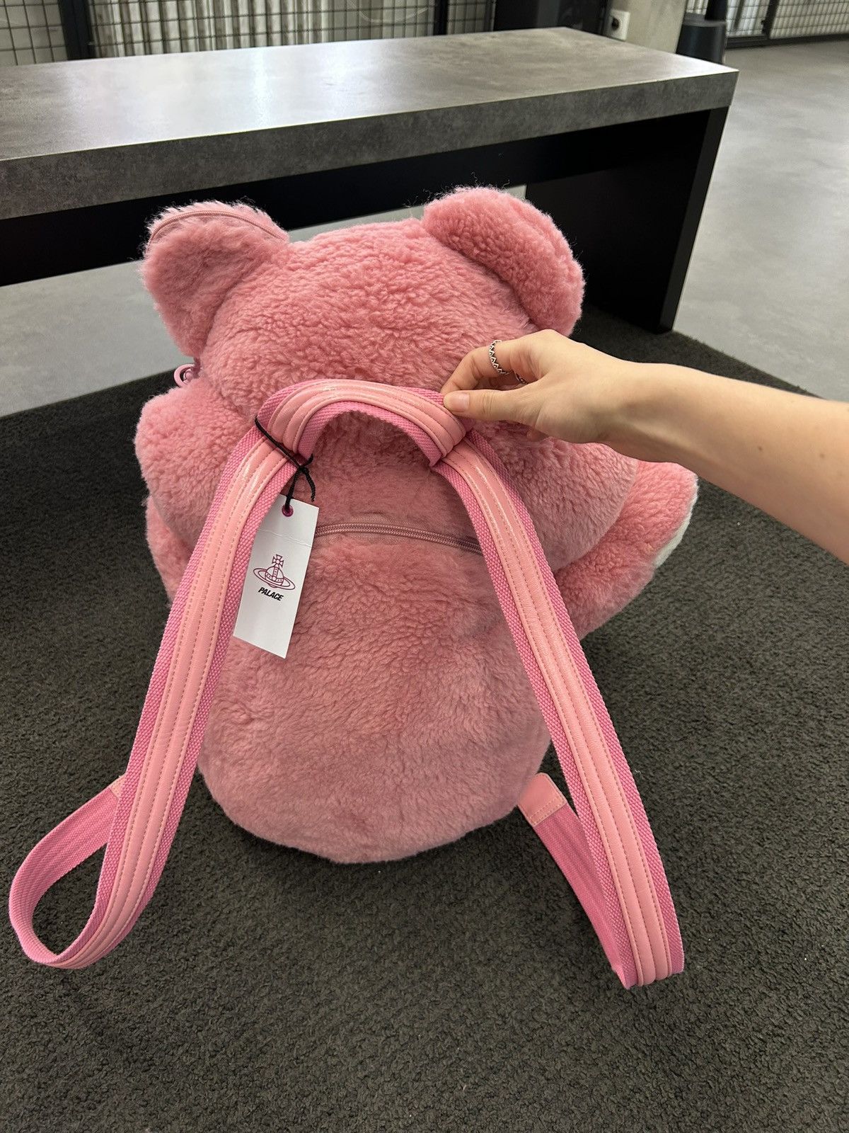 Palace × Vivienne Westwood Palace x Vivienne Westwood Teddy Bag "Pink" Size ONE SIZE - 3 Thumbnail