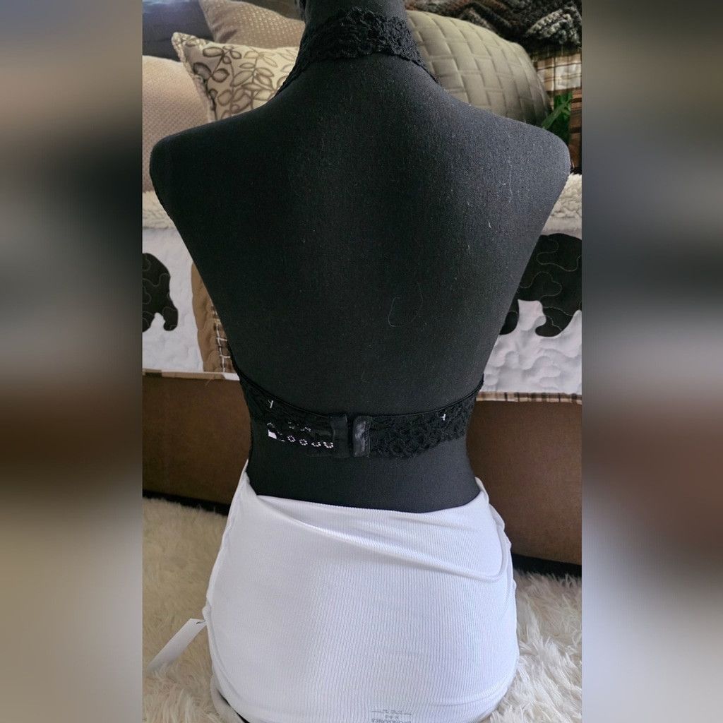 non Xhilaration Black Lace Halter Bralette with Back Closure NWT Size ONE SIZE - 4 Thumbnail