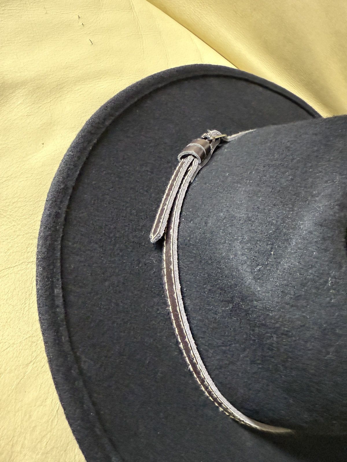 Vintage Vintage Y2K Atrium Black Wool Hat Waterproof leather strap Size ONE SIZE - 8 Thumbnail