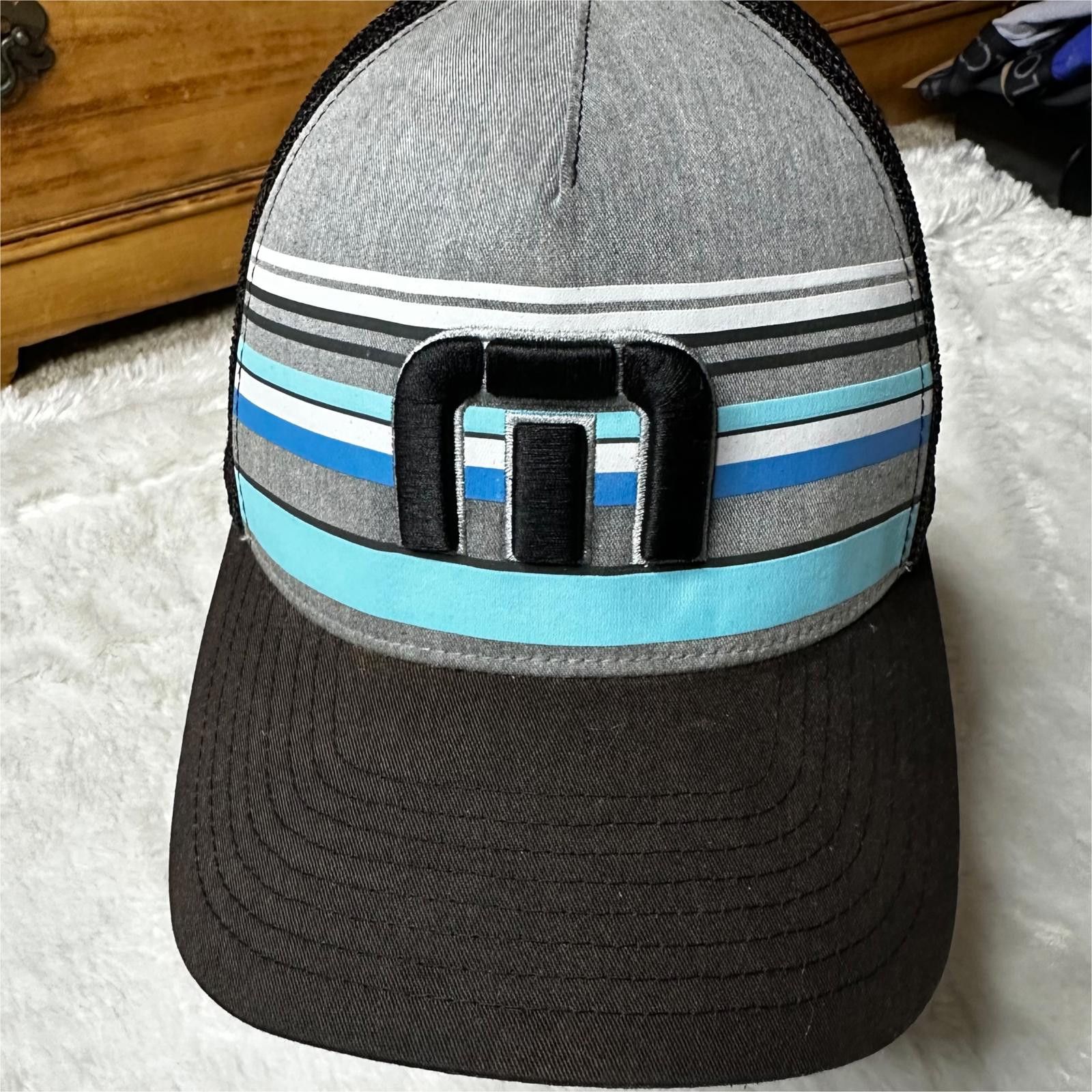 TravisMathew Travis Mathew Fitted Hat Cap Black Men’s Size S-M Flexfit Size ONE SIZE - 3 Thumbnail