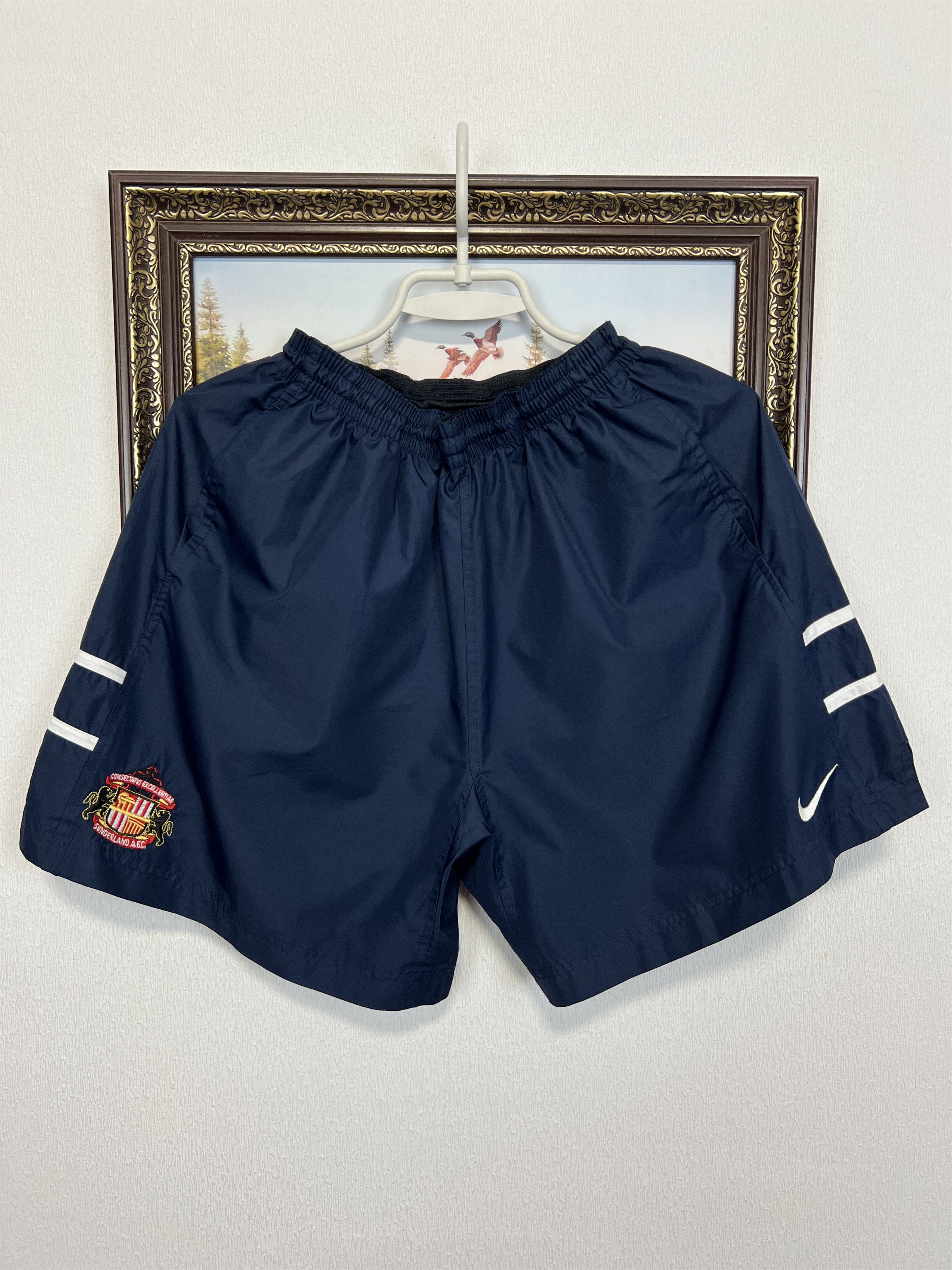 Nike Vintage Nike Sunderland Shorts Football Soccer Athletic Rare Size US 32 / EU 48 - 1 Thumbnail