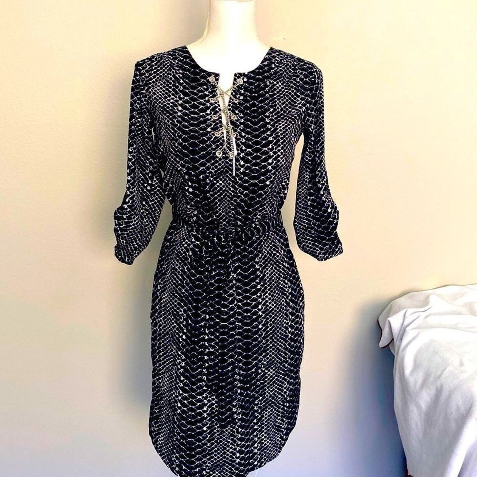 Michael Kors Michael Kors Gray Snake Animal Print Lace Up Chain Dress XS Size XS / US 0-2 / IT 36-38 - 3 Thumbnail
